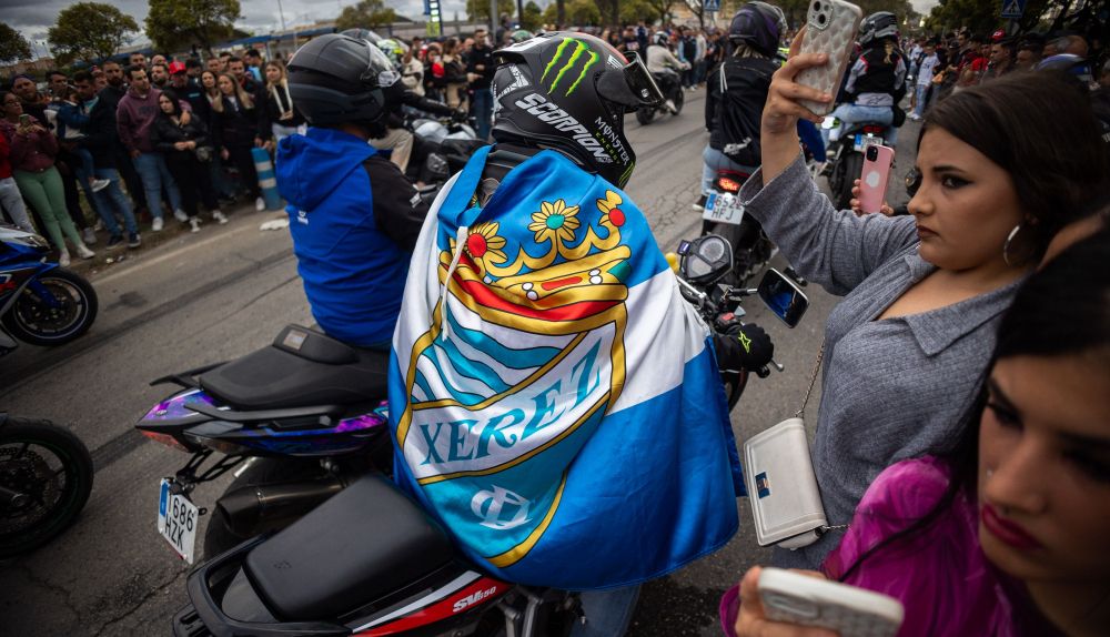 Las imágenes del espectacular ambiente motero en Jerez