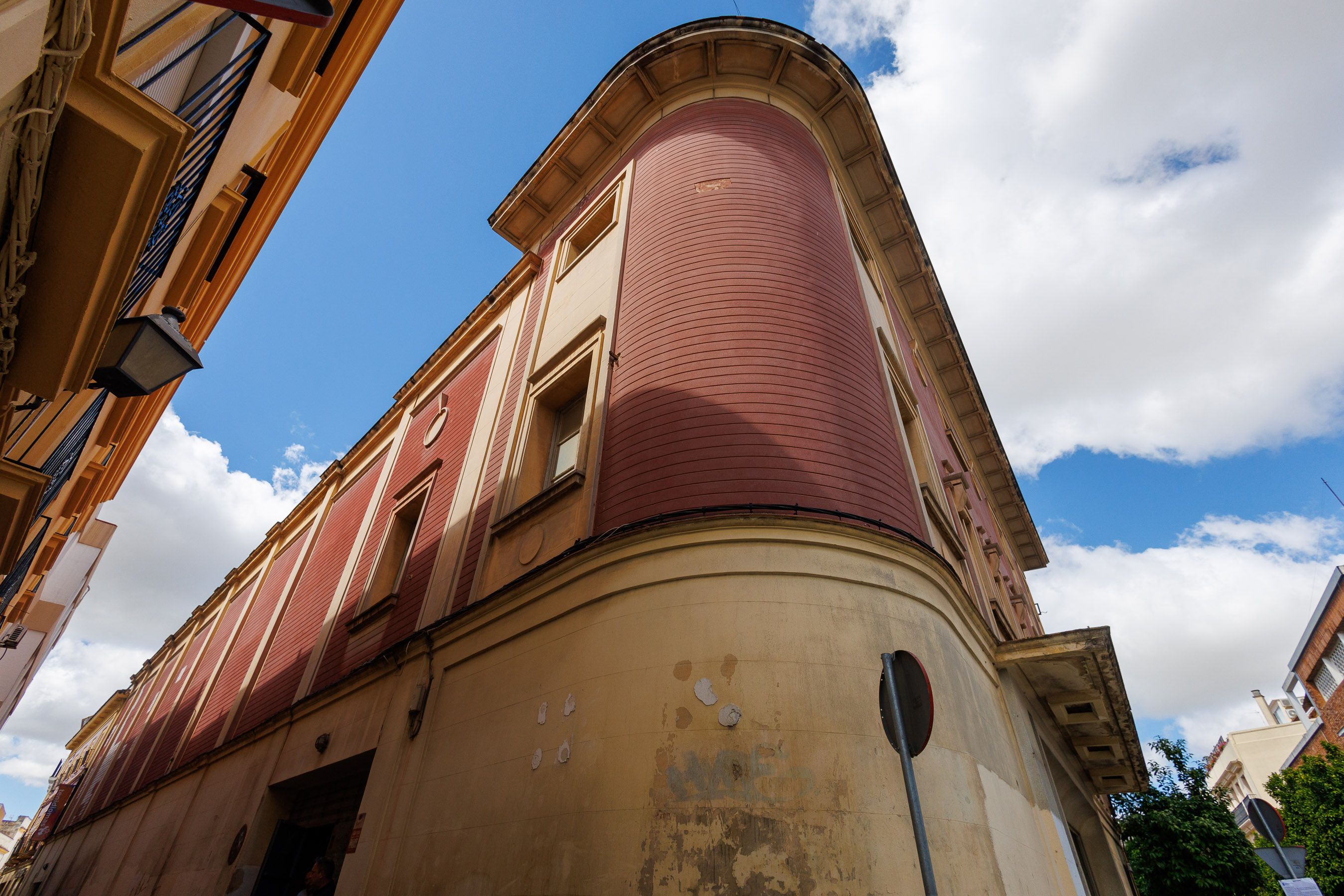 El Cine Jerezano que cuenta los meses para renacer como Teatro
