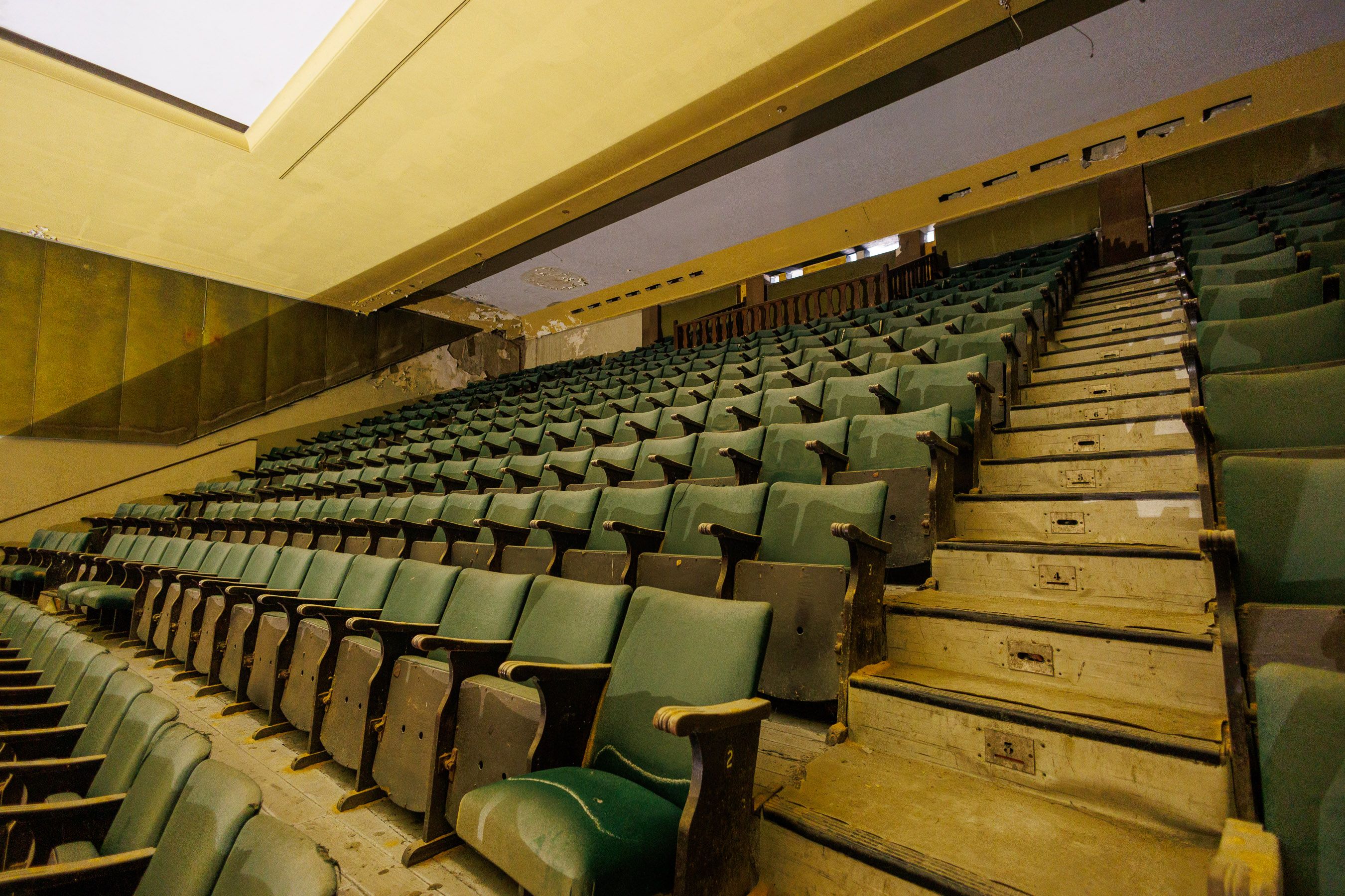 El Cine Jerezano que cuenta los meses para renacer como Teatro