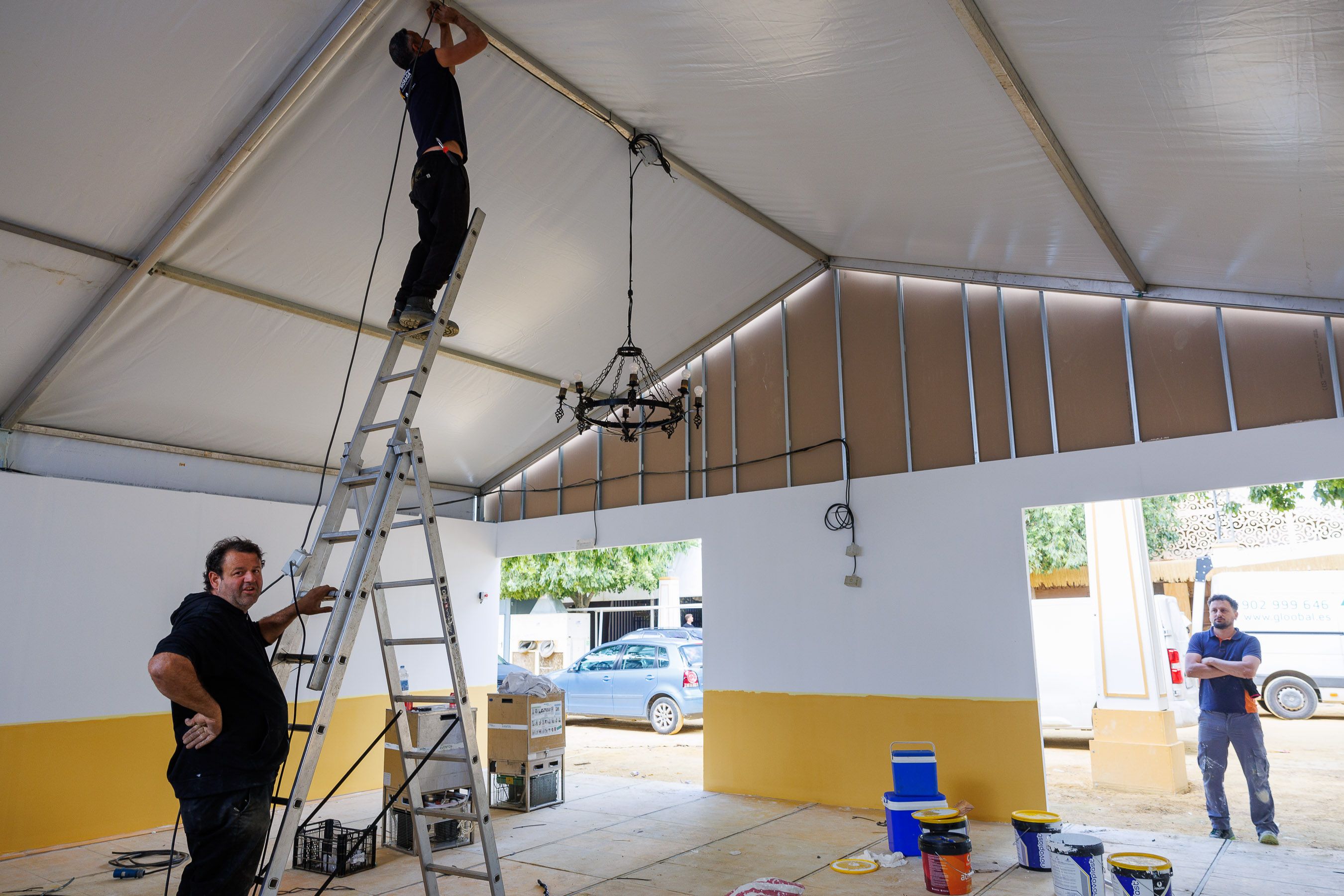  Recta final para el montaje de la Feria del Caballo 2024