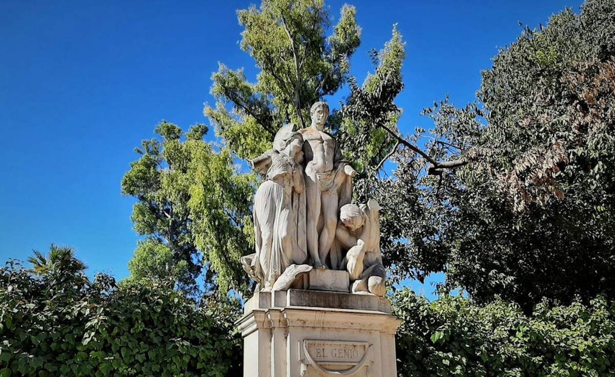 Conjunto de esculturas de la Glorieta de Covadonga en Sevilla.