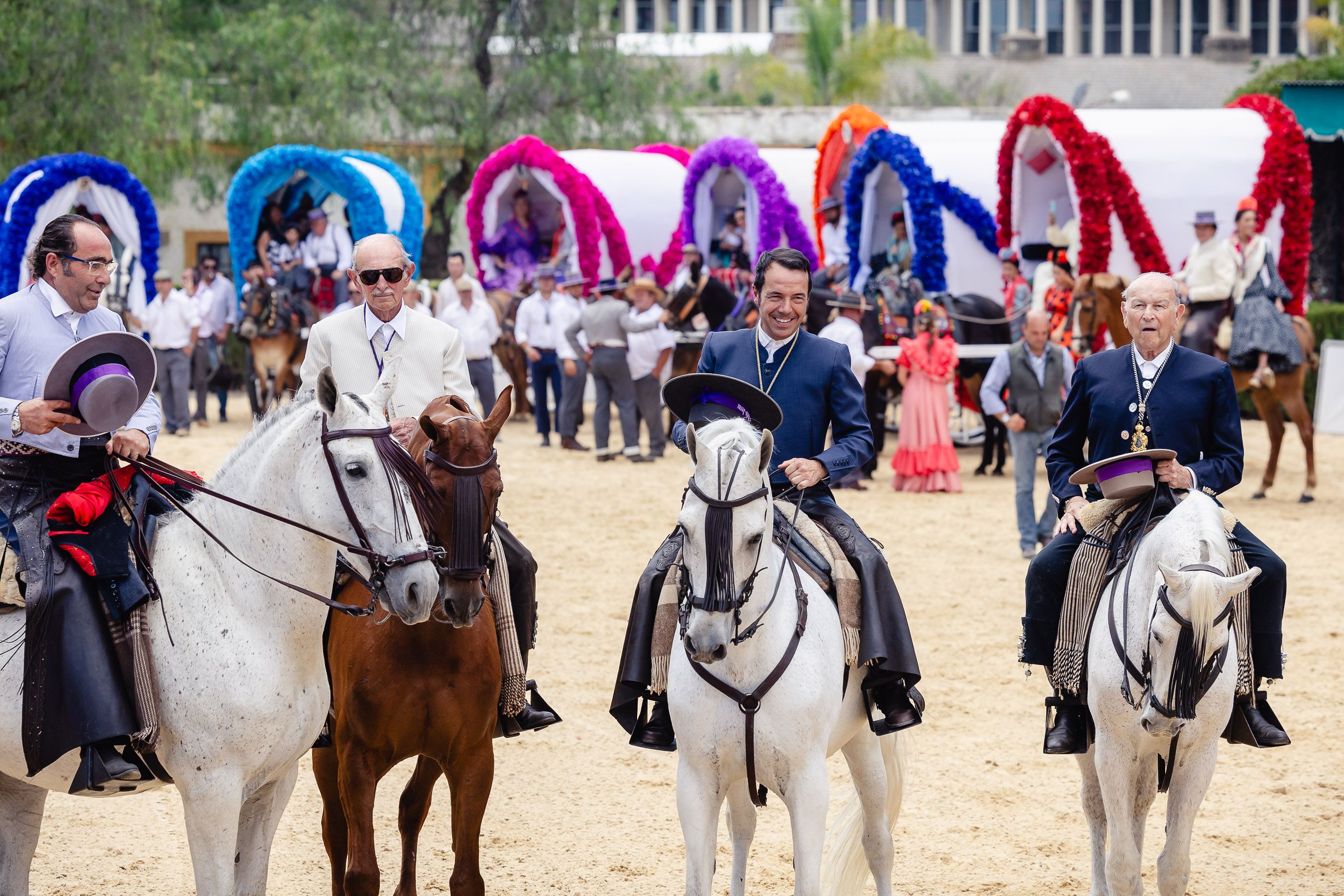 Los rocieros de Jerez reciben el Caballo de Oro 2024 