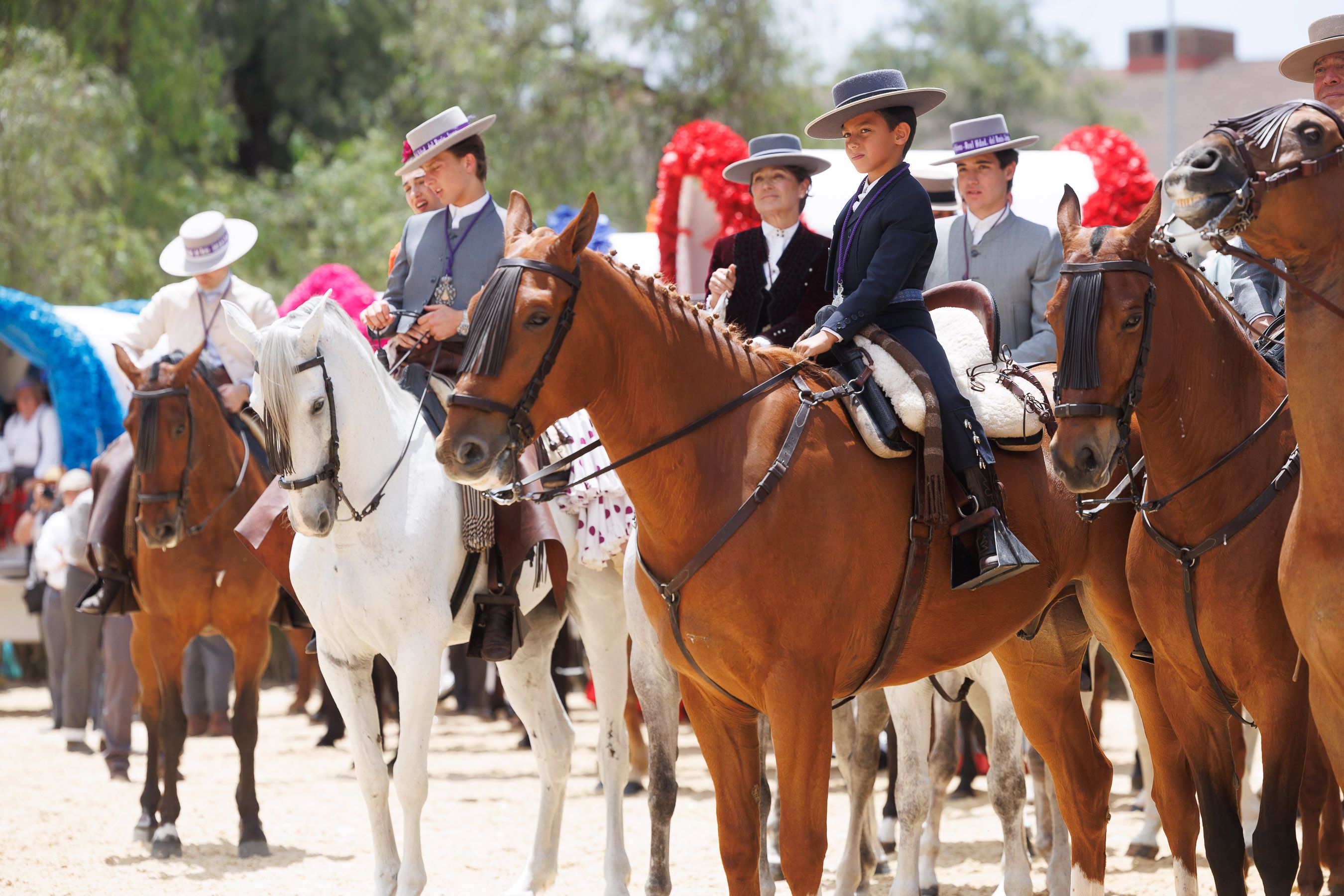 Los rocieros de Jerez reciben el Caballo de Oro 2024 