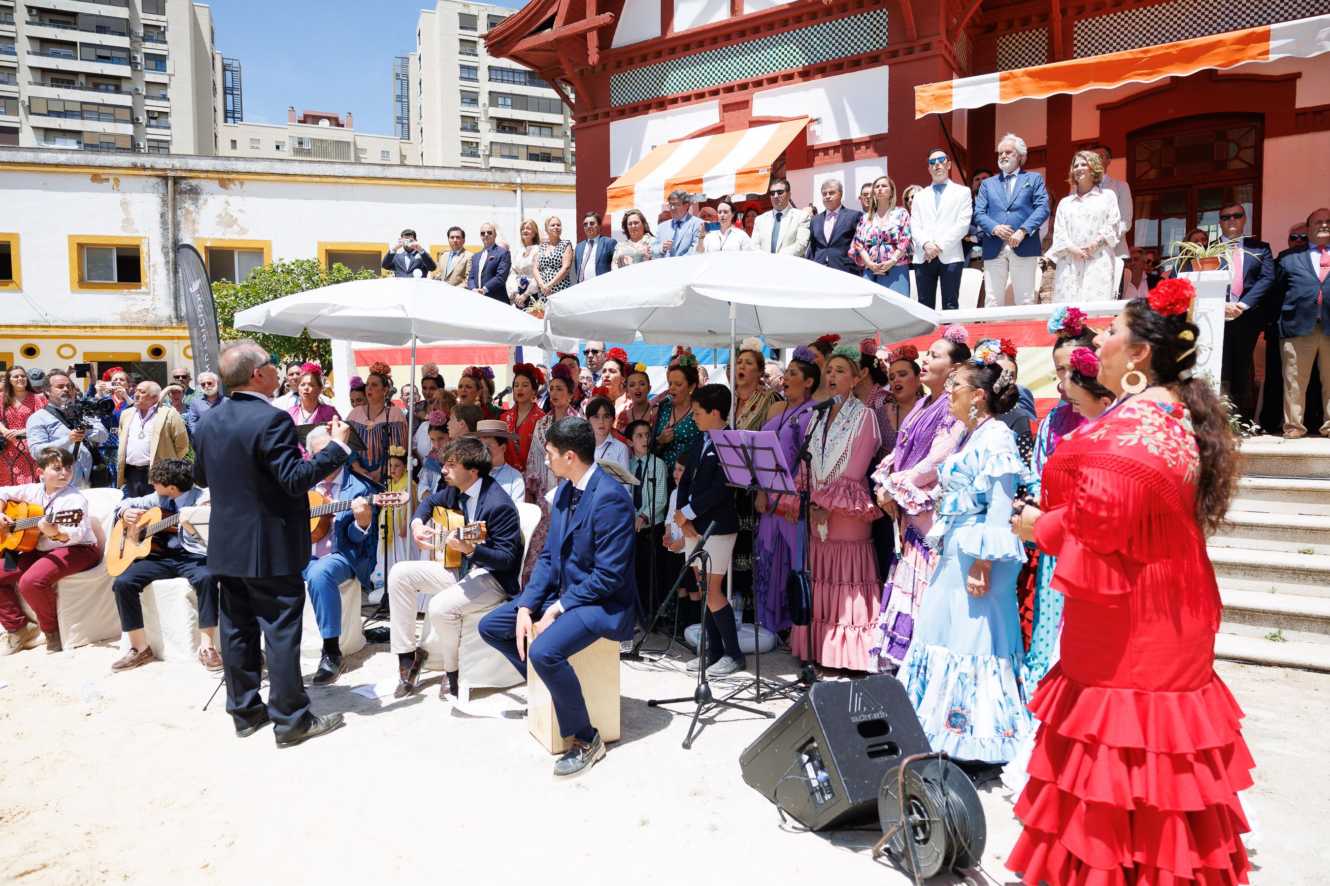 Los rocieros de Jerez reciben el Caballo de Oro 2024 
