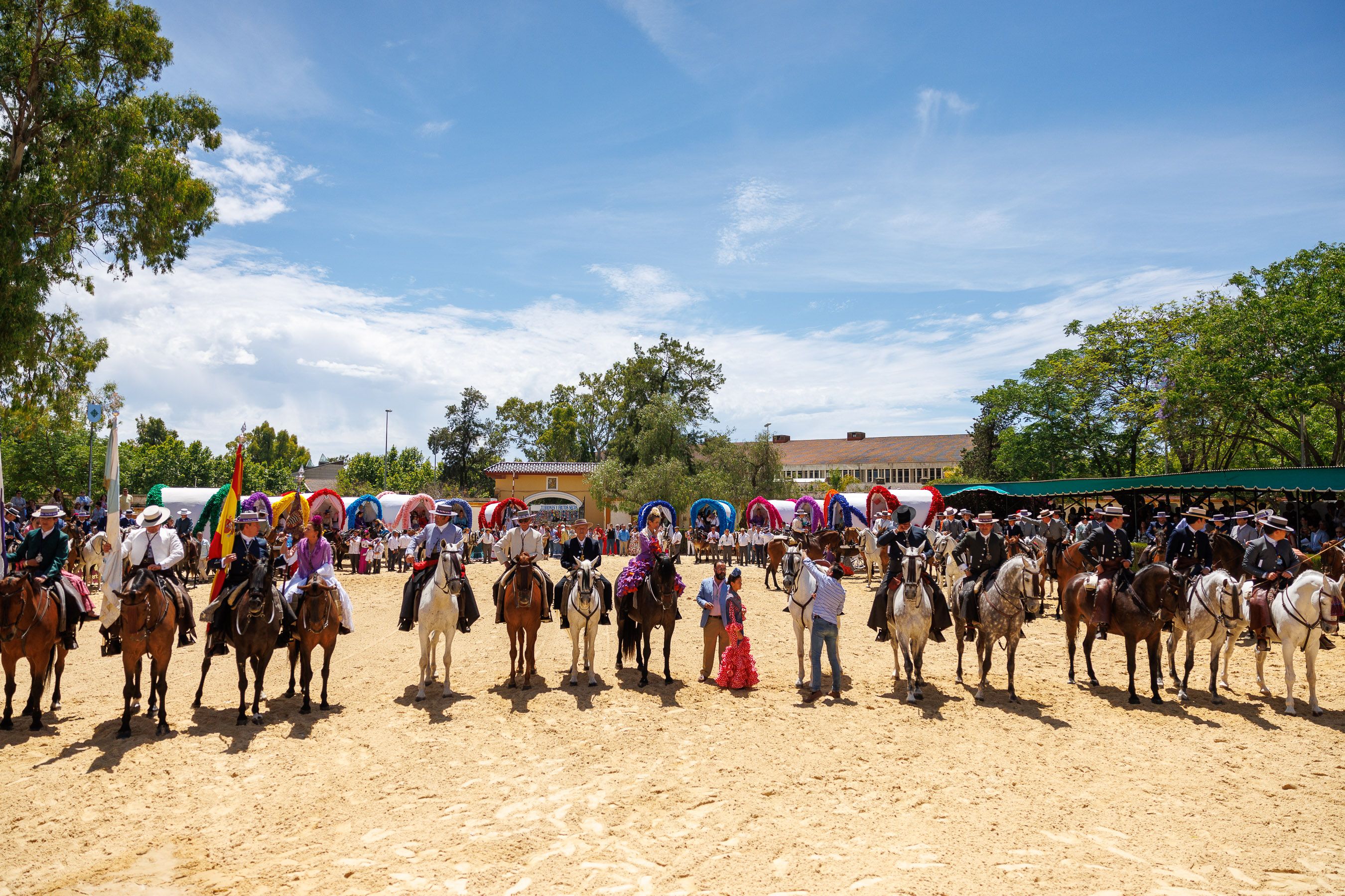 Los rocieros de Jerez reciben el Caballo de Oro 2024 