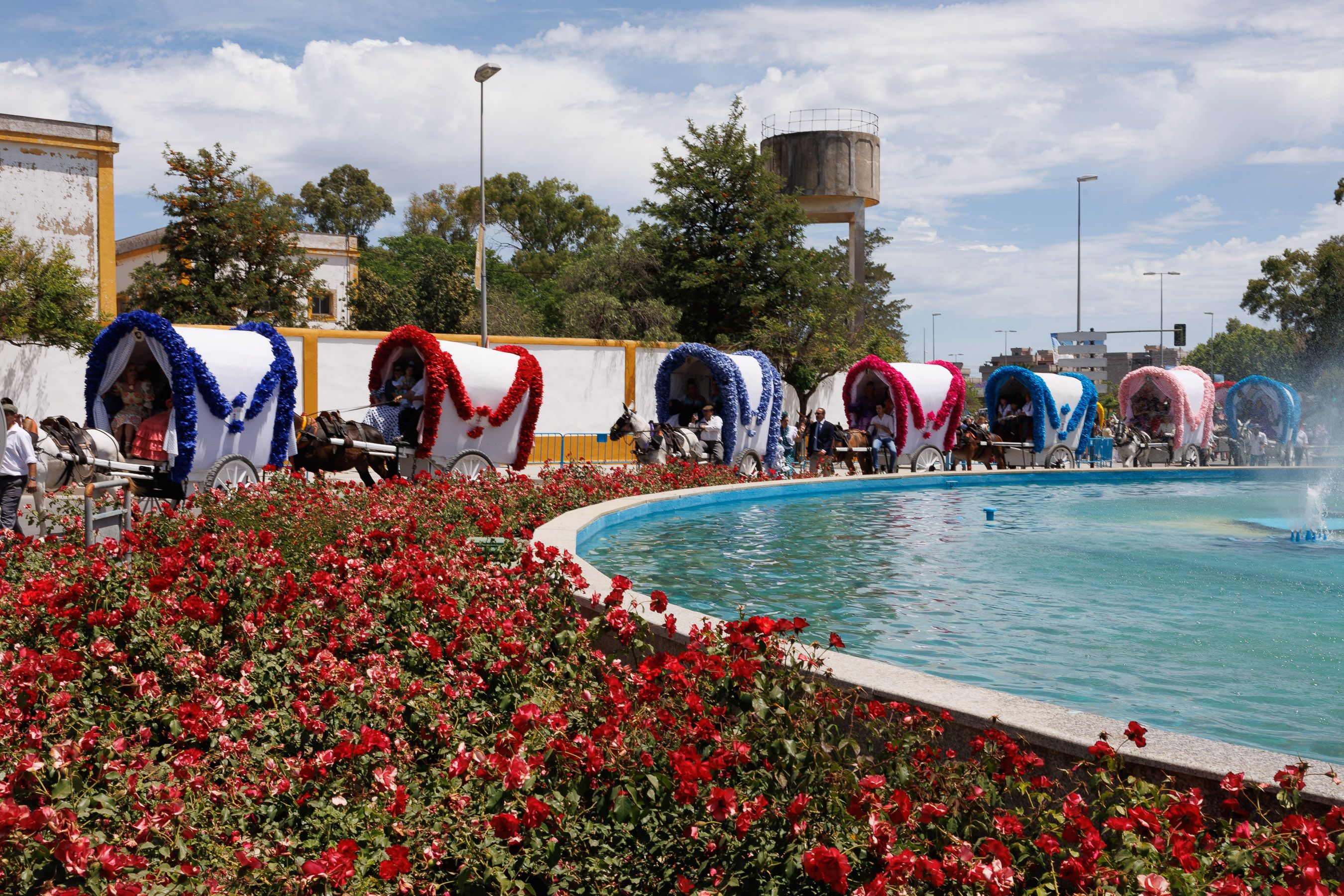 Los rocieros de Jerez reciben el Caballo de Oro 2024 