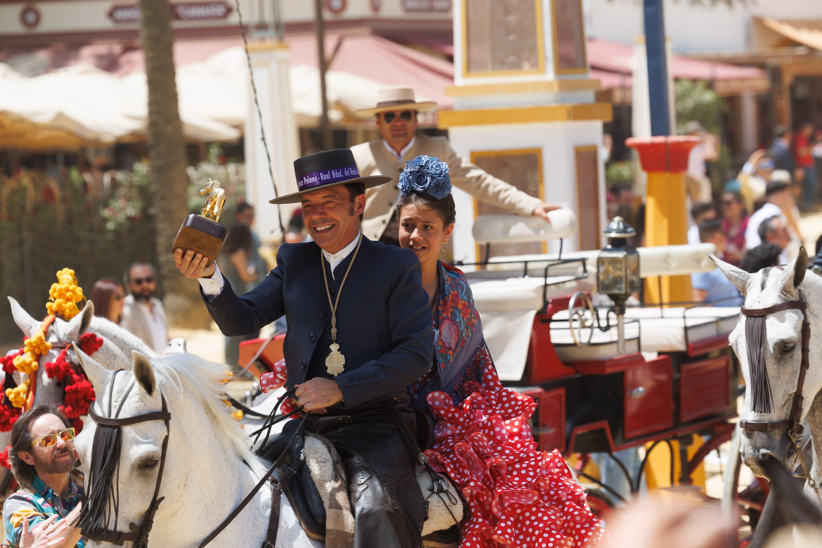 Los rocieros de Jerez reciben el Caballo de Oro 2024 