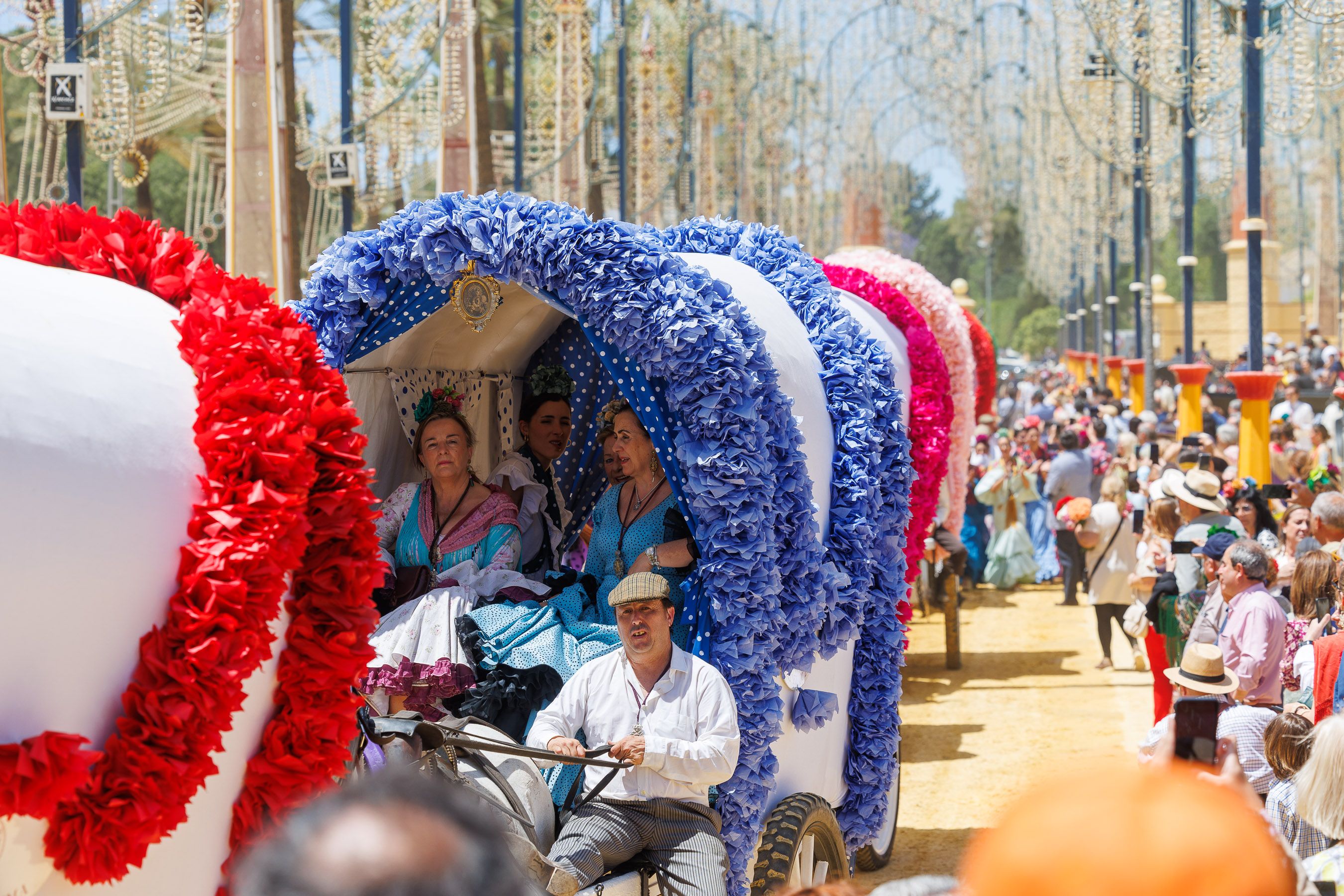 Los rocieros de Jerez reciben el Caballo de Oro 2024 