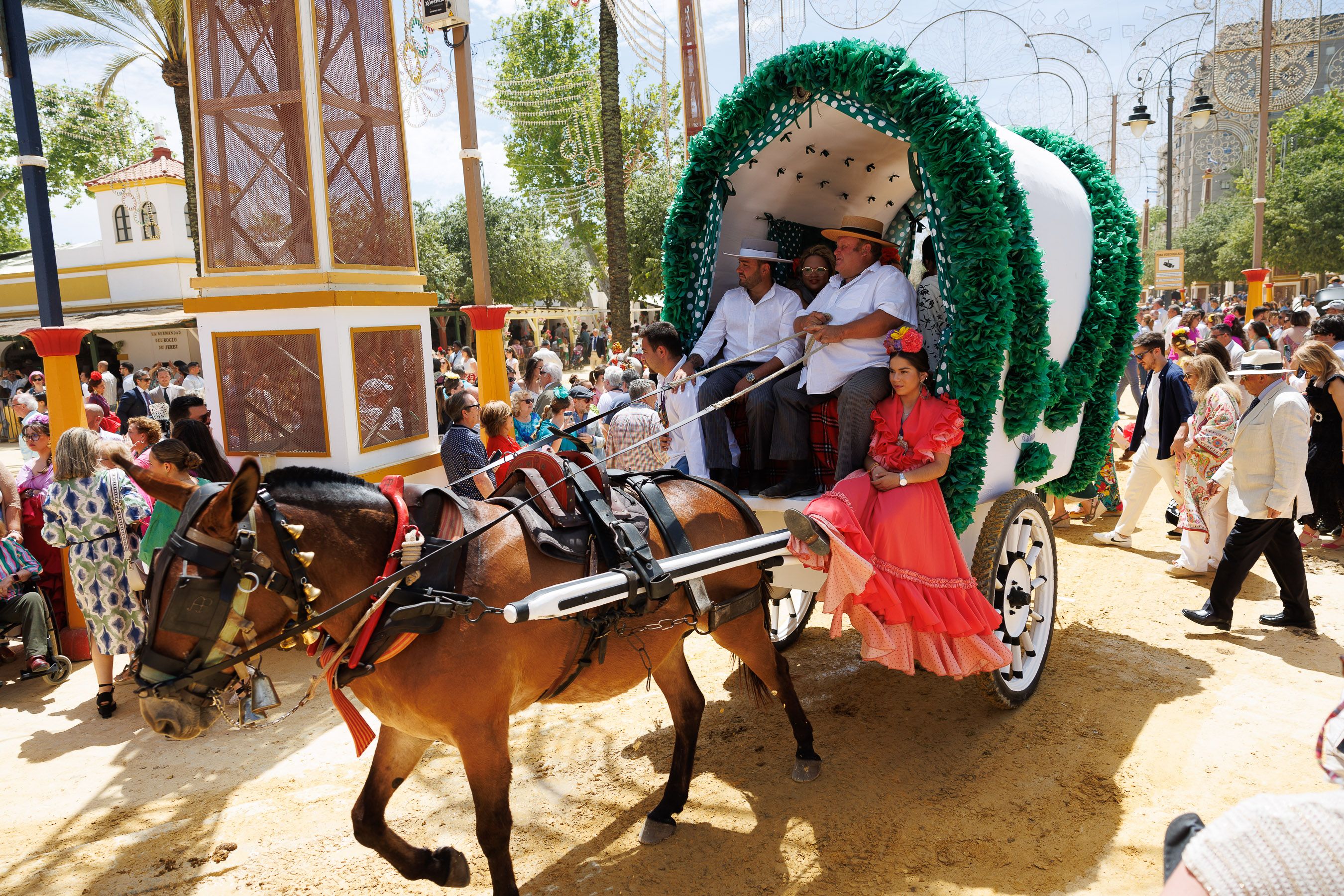Los rocieros de Jerez reciben el Caballo de Oro 2024 