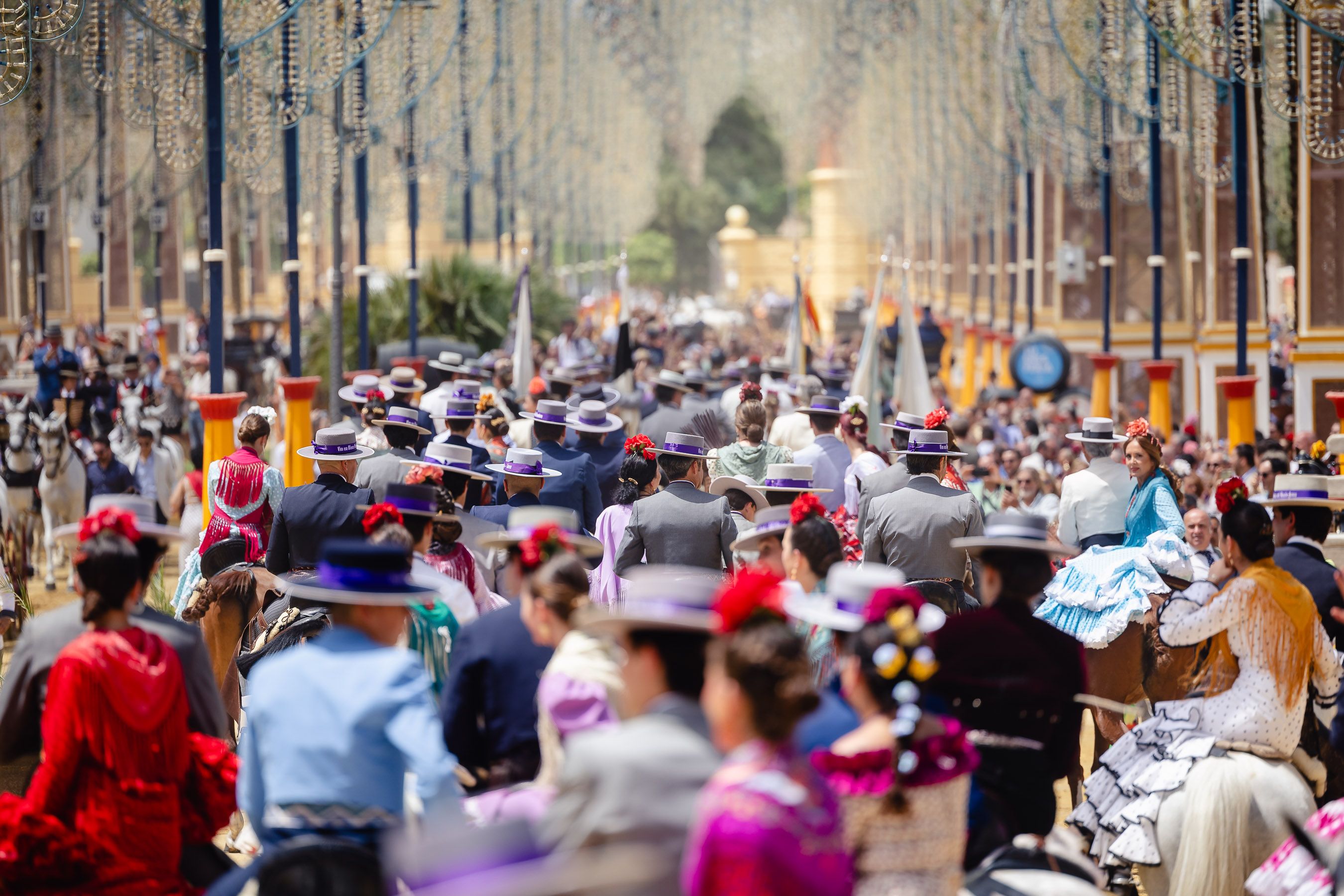 Los rocieros de Jerez reciben el Caballo de Oro 2024 