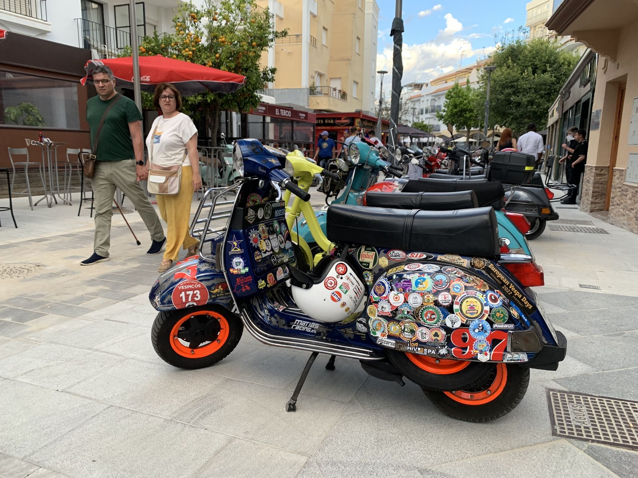 El encuentro de vespas en Rota.