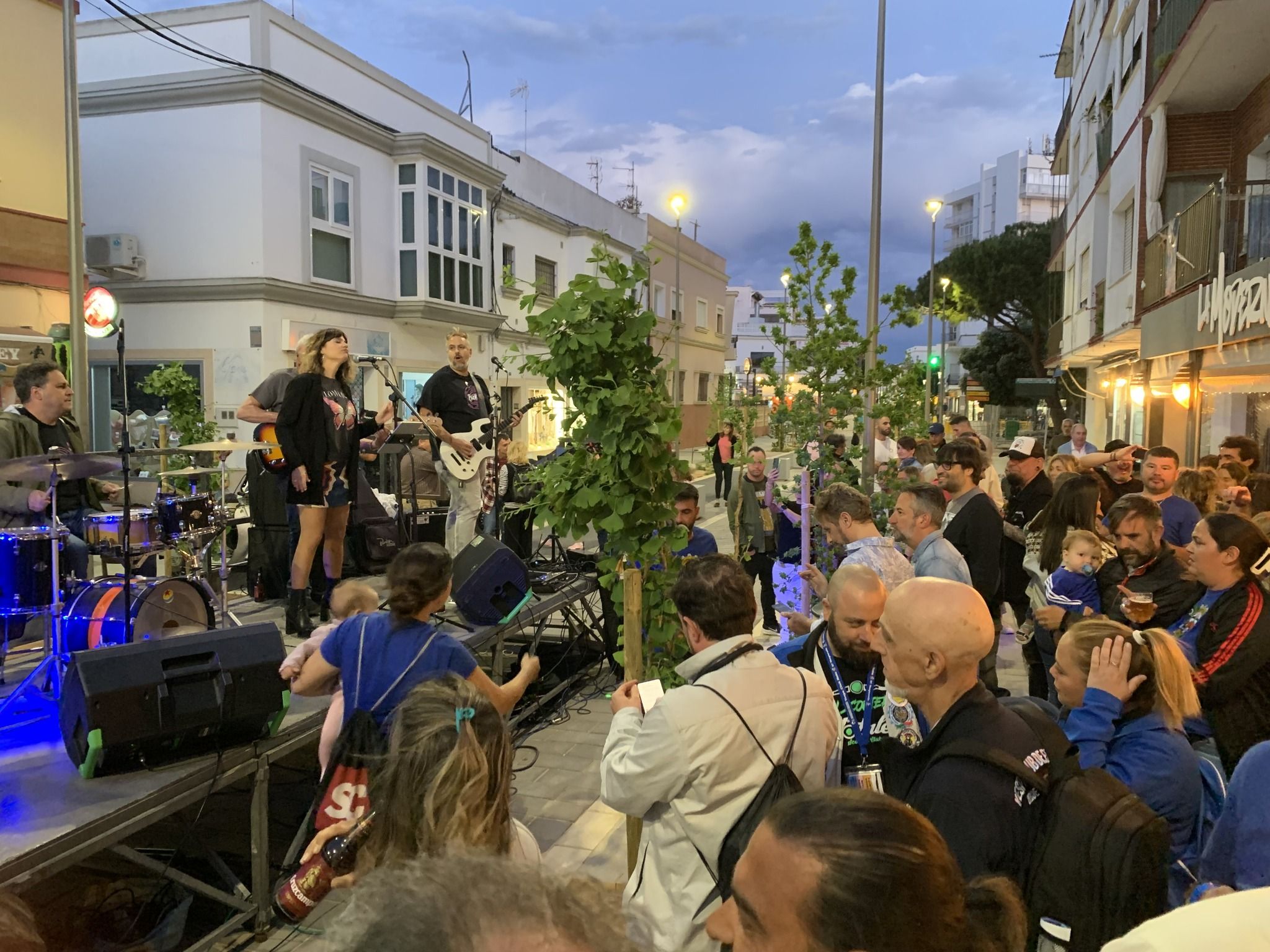 El encuentro de vespas en Rota.