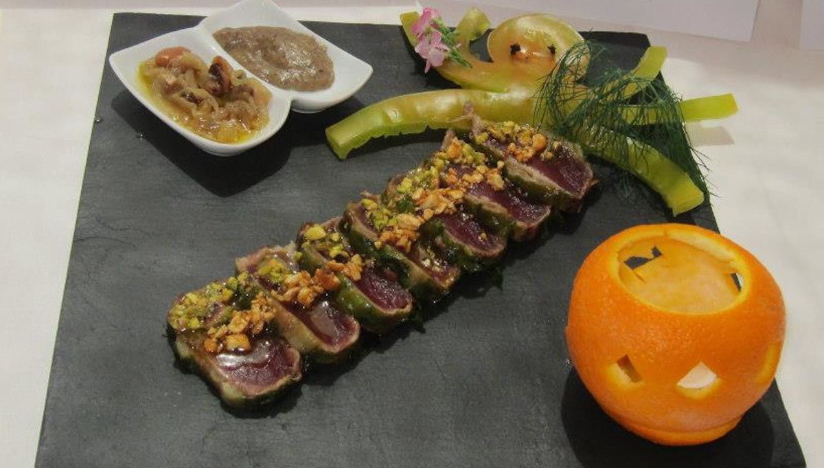 Una receta con atún en una semana gastronómica en Conil.