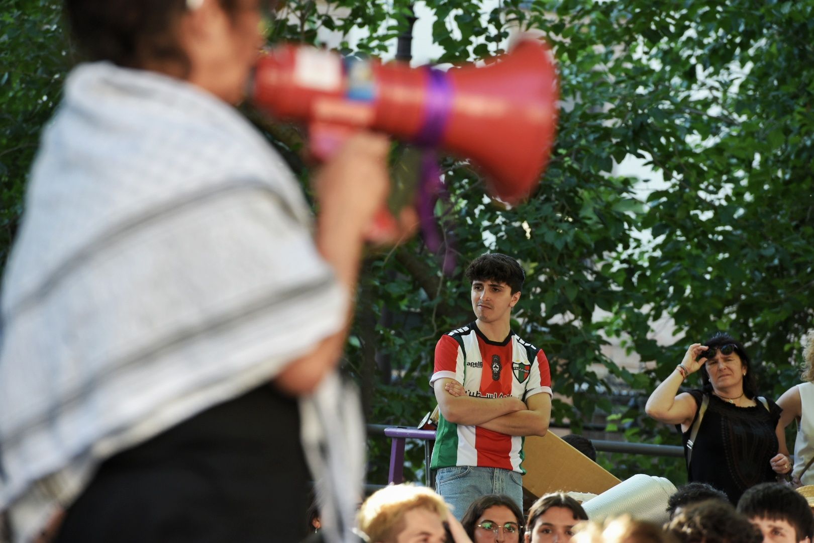La acampada por Palestina en la Universidad de Sevilla, en imágenes.