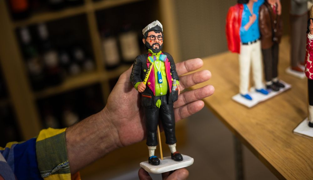 Figura de Don Adolfo, de Una chirigota con clase.