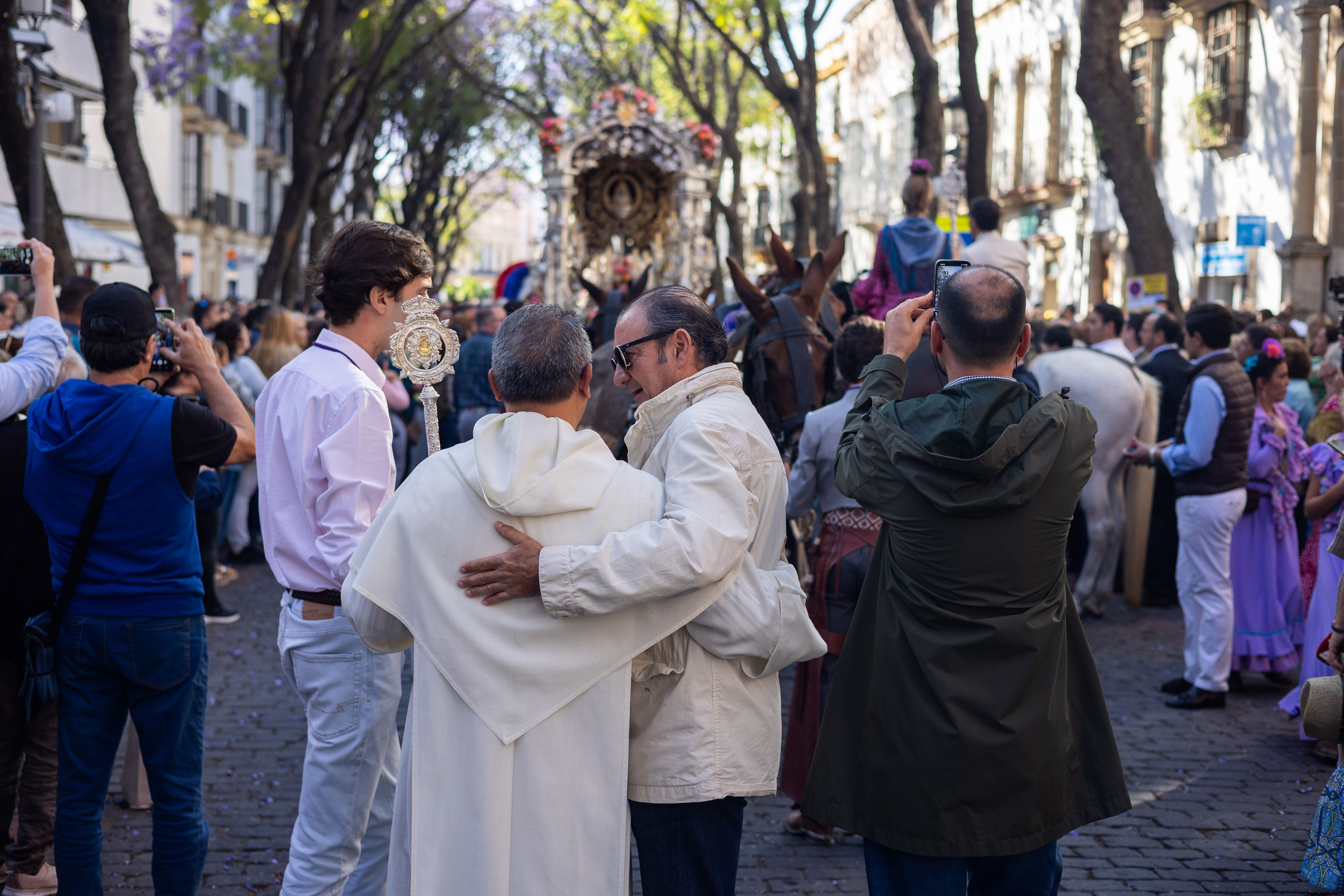 Los romeros de Jerez ya caminan rumbo al Rocío