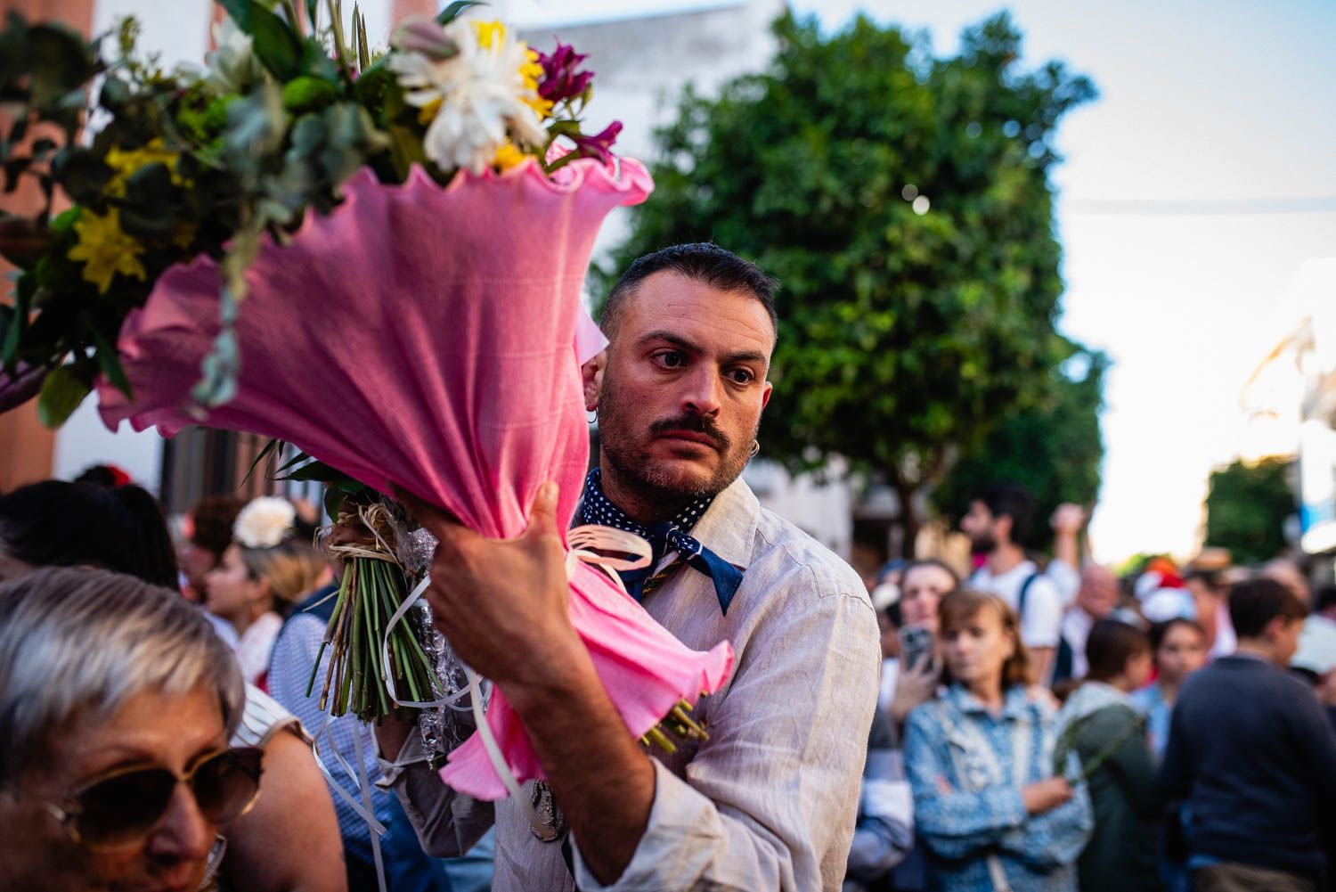 La salida de la Hermandad del Cerro hacia El Rocío, en imágenes.