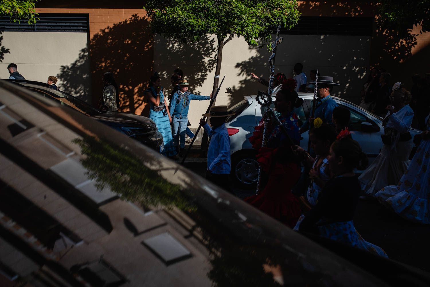 La salida de la Hermandad del Cerro hacia El Rocío, en imágenes.