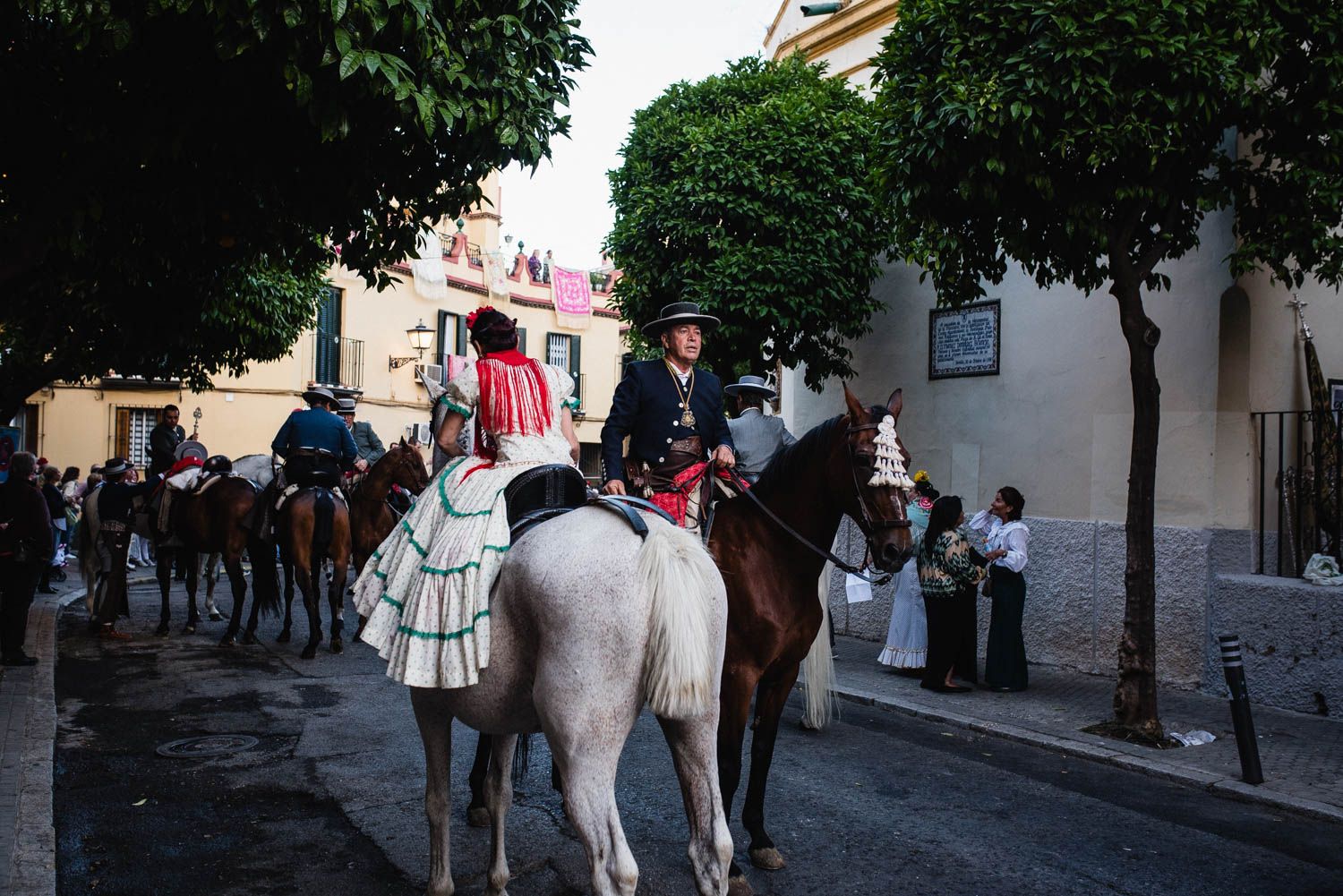 La salida de la Hermandad del Rocío de la Macarena, en imágenes