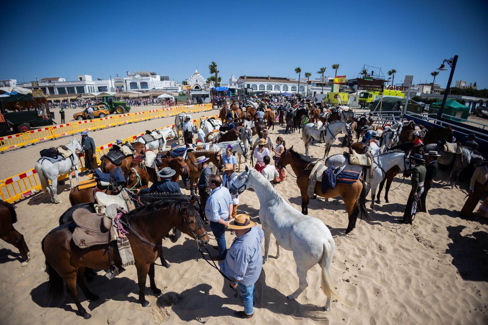 La hermandad del Rocío de Jerez llega a Malandar