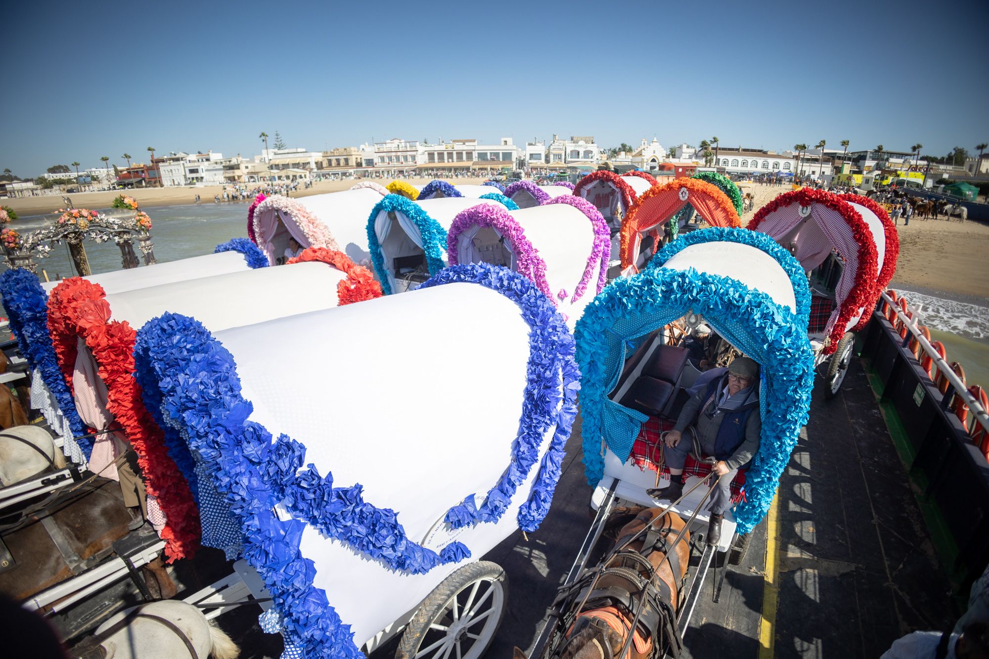 La hermandad del Rocío de Jerez llega a Malandar