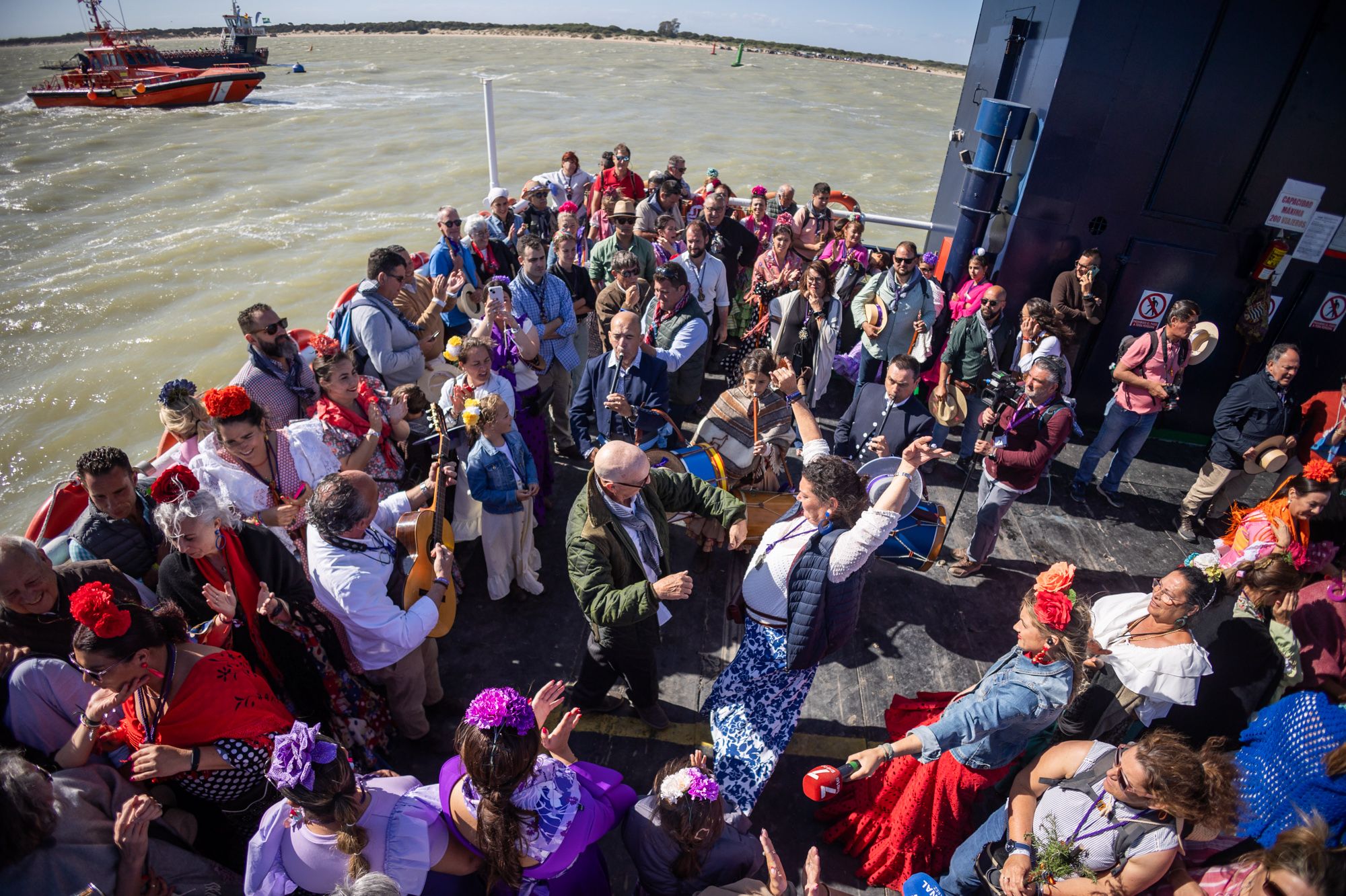 La hermandad del Rocío de Jerez llega a Malandar