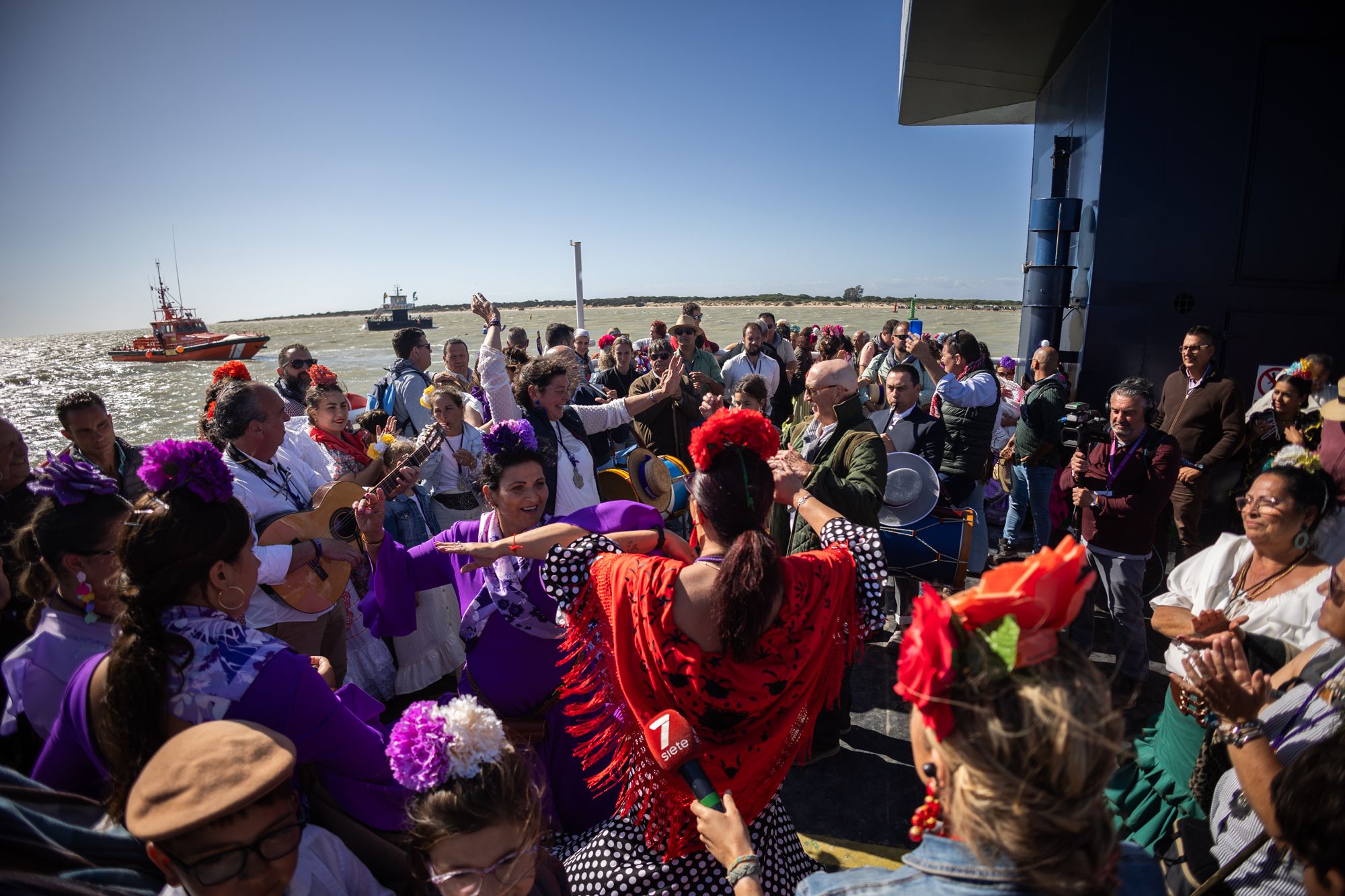 La hermandad del Rocío de Jerez llega a Malandar