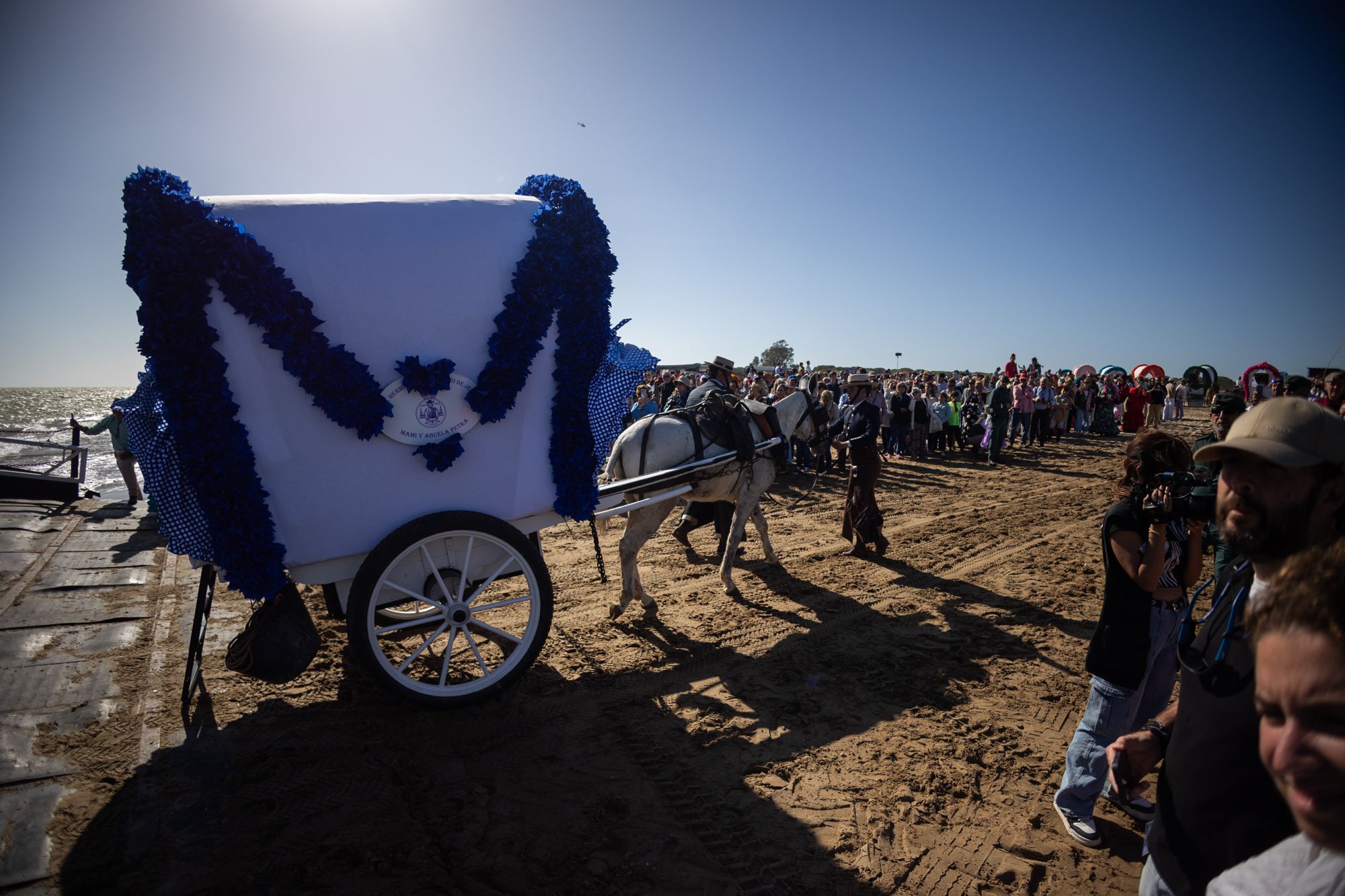 La hermandad del Rocío de Jerez llega a Malandar