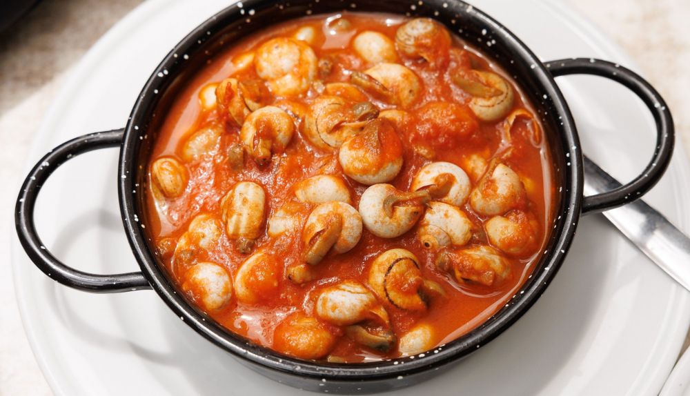 Caracoles en mate, una especialidad del Cristina.