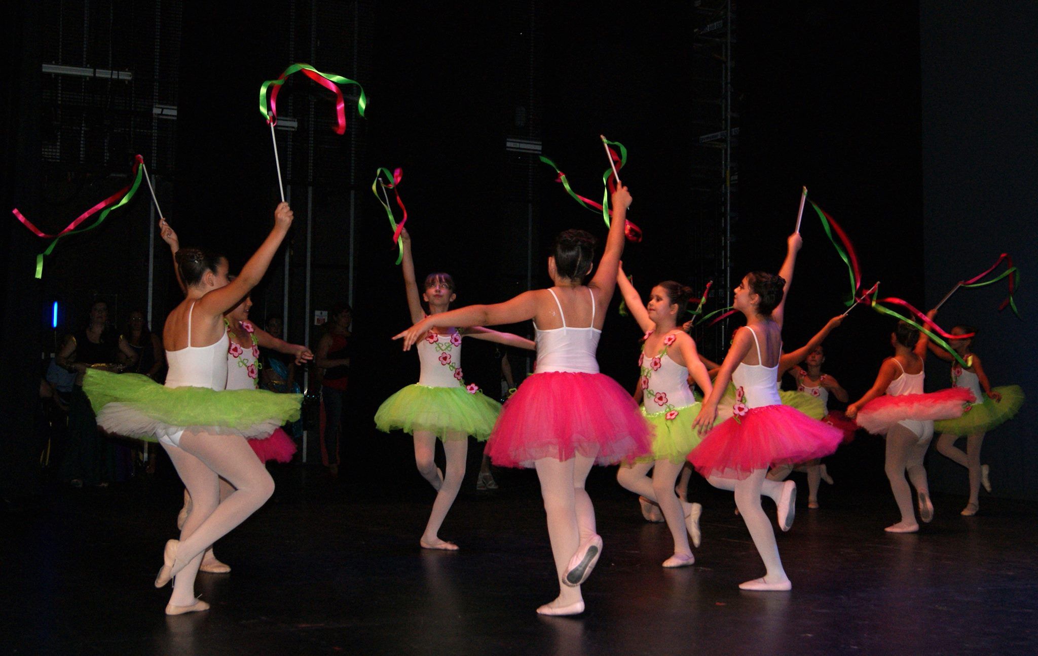 Uno de los espectáculos de la escuela Paso a Dos en El Puerto.