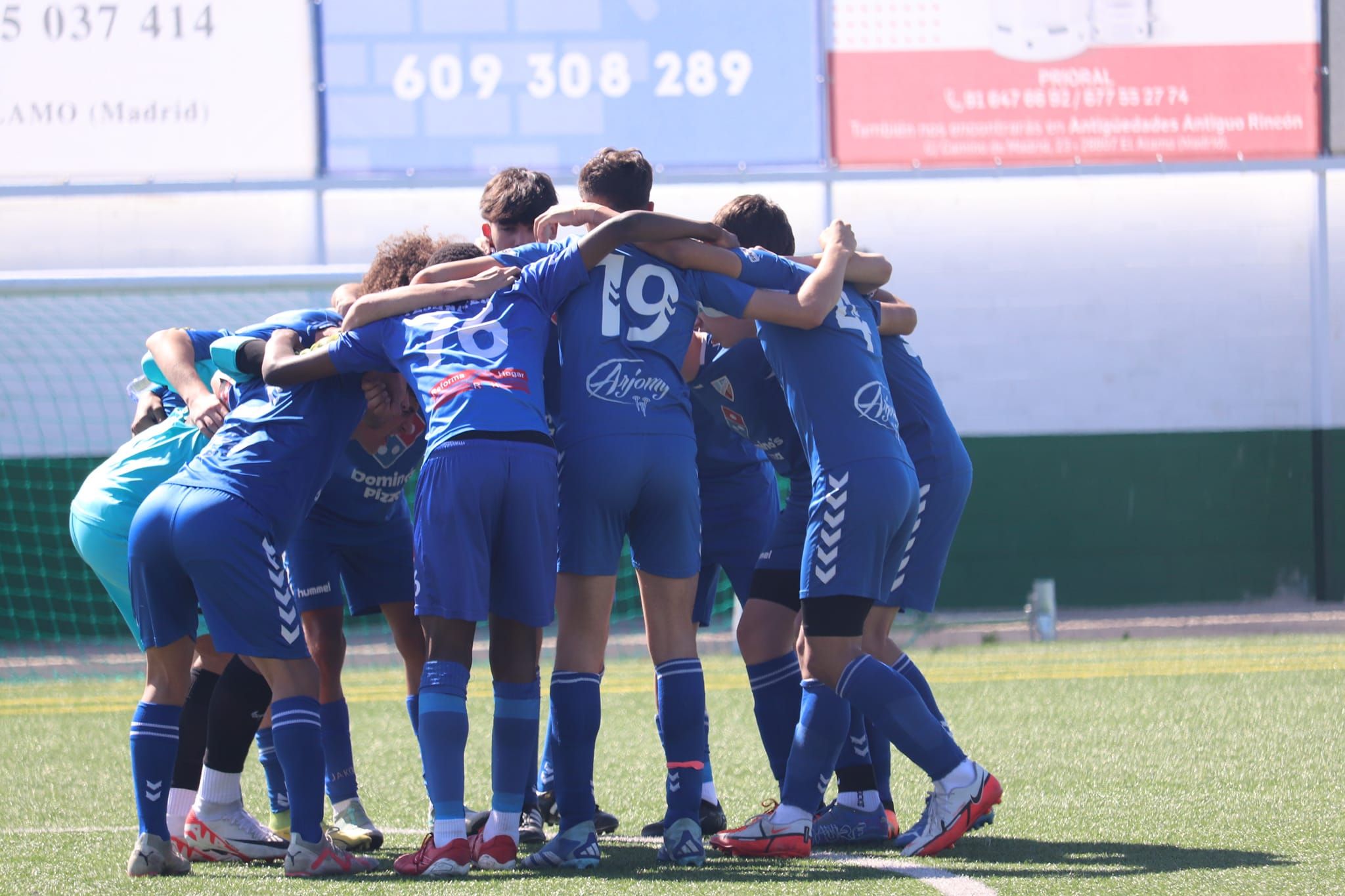 Móstoles CF llora la muerte de Mardoche Luzolo en Madrid.