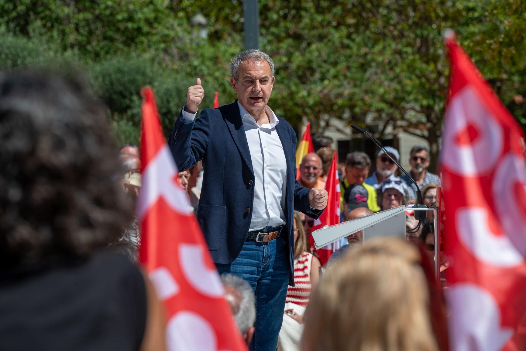 Así ha sido el acto de campaña de Zapatero y Ribera para las europeas en Cádiz.
