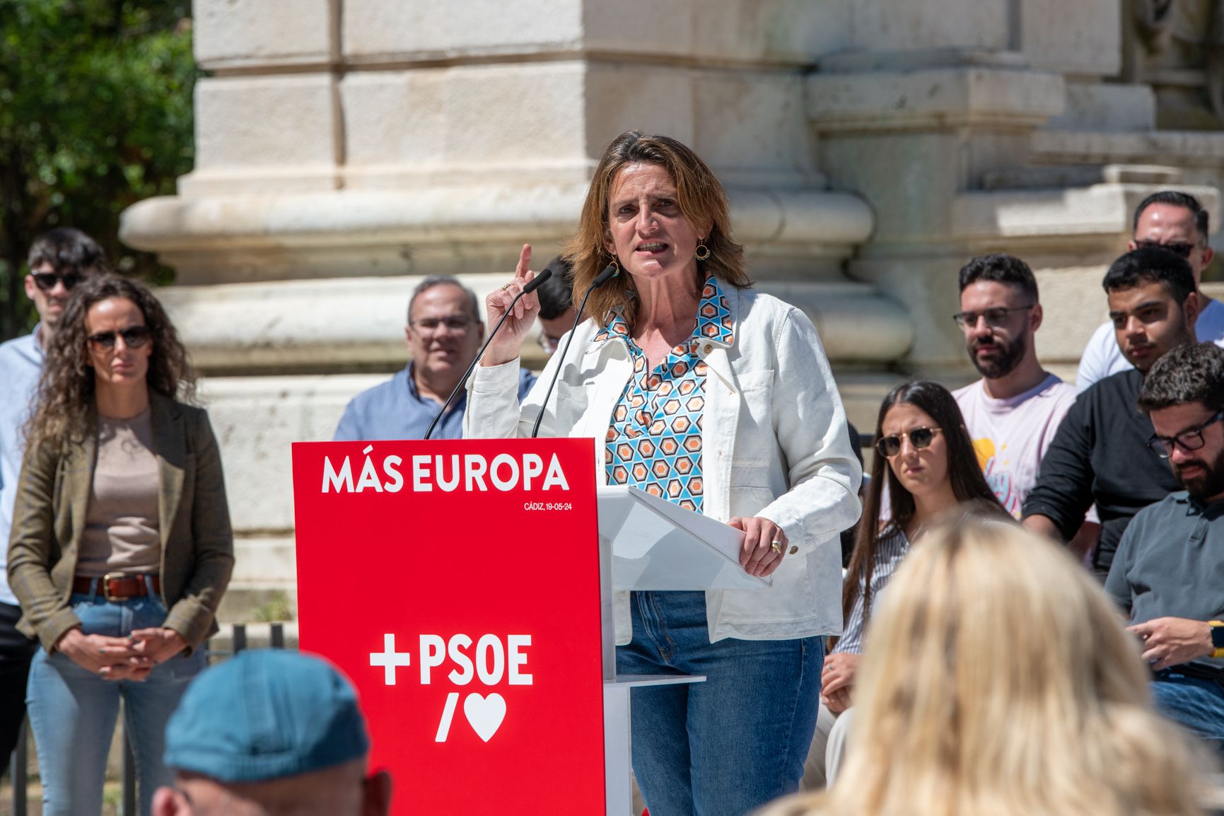 Así ha sido el acto de campaña de Zapatero y Ribera para las europeas en Cádiz.
