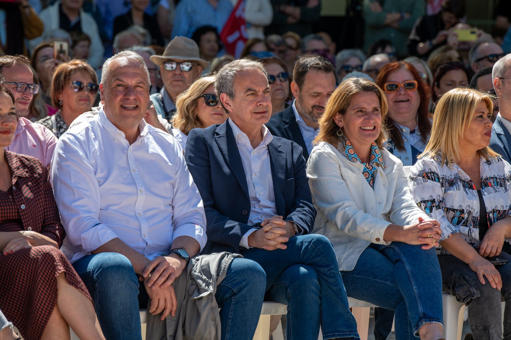Así ha sido el acto de campaña de Zapatero y Ribera para las europeas en Cádiz.