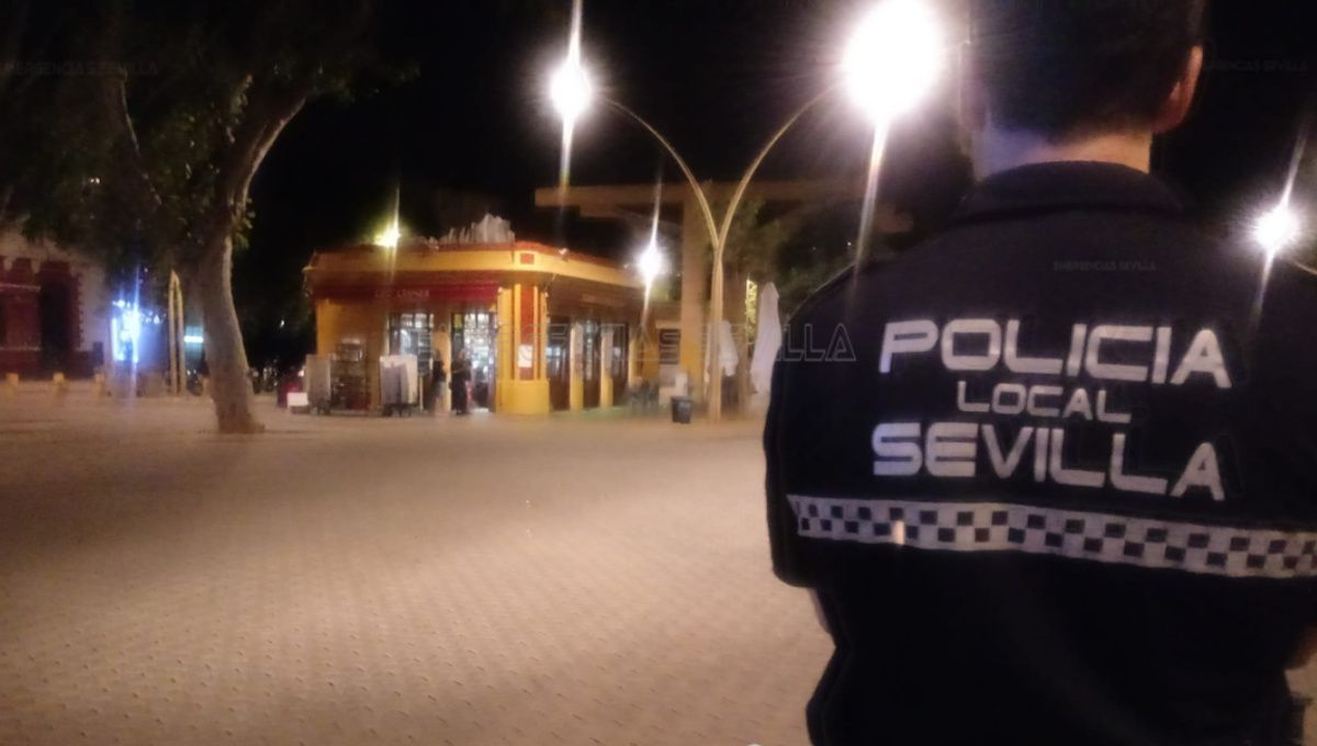 Policía Local de Sevilla en la Alameda de Hércules. 