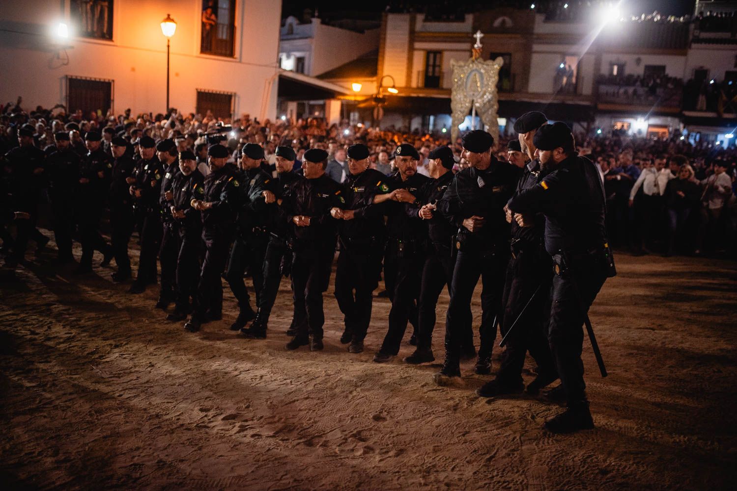 Así vive Almonte los previos a la salida de la Virgen del Rocío