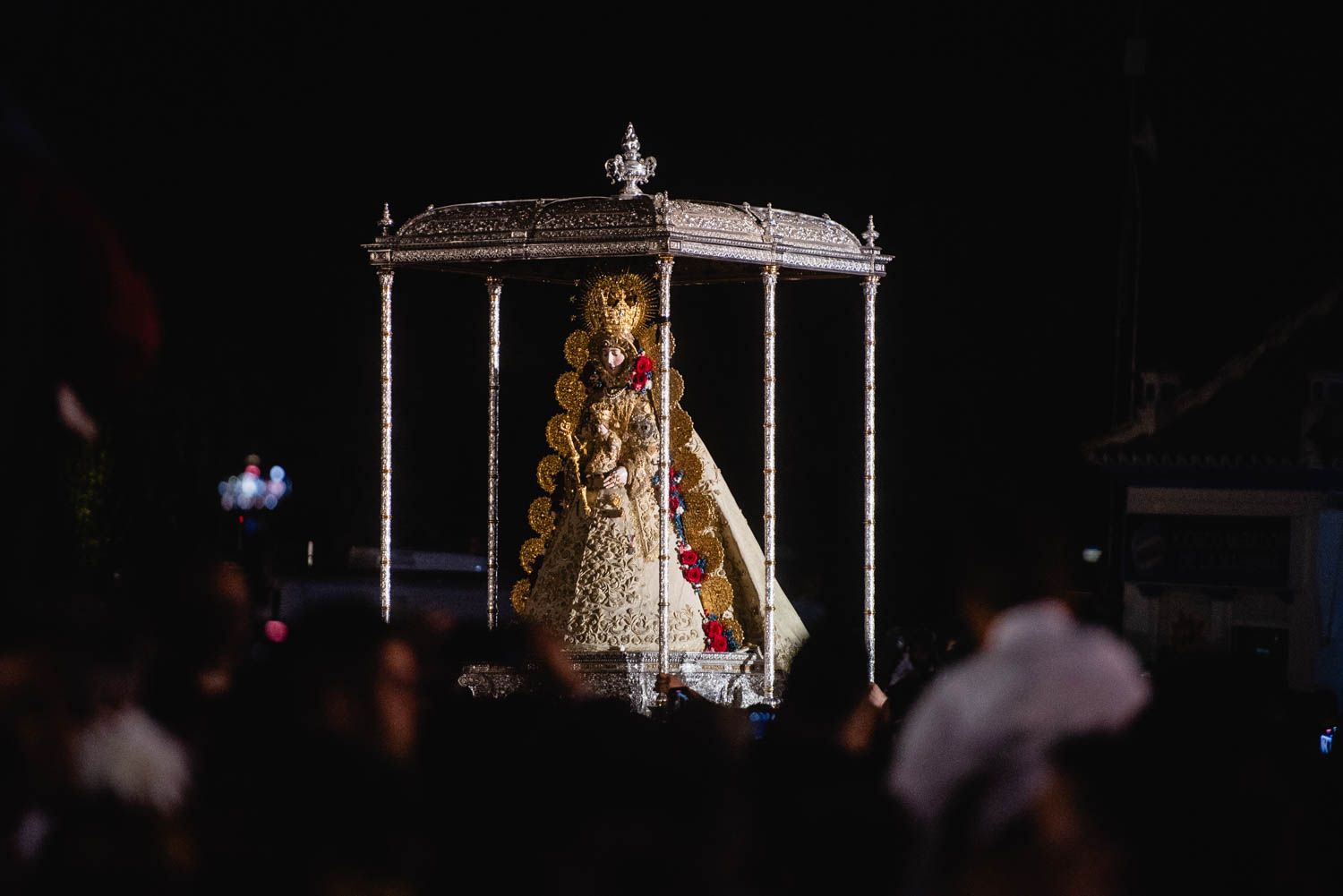 Así vive Almonte los previos a la salida de la Virgen del Rocío