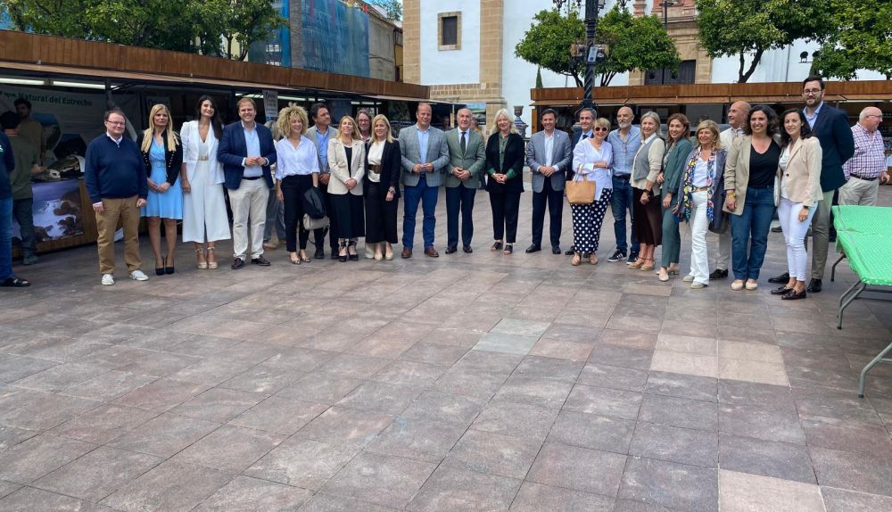 Un momento del acto de apertura de la Feria de los Parques Naturales este martes.