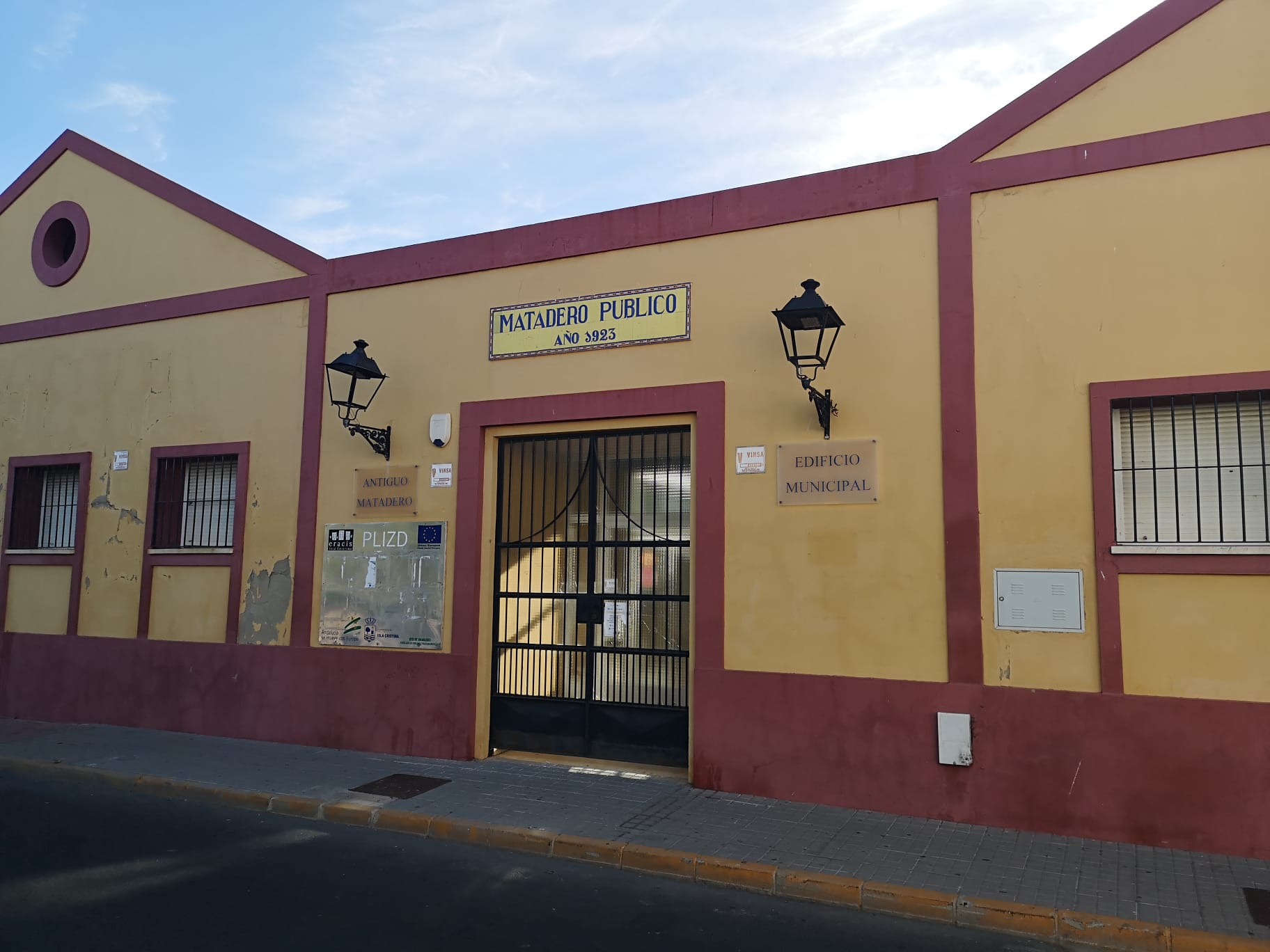 Antiguo matadero de Isla Cristina, hoy oficinas.
