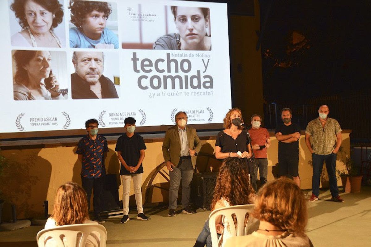 Coloquio en el cine Astoria tras la proyección de 'Techo y comida'.