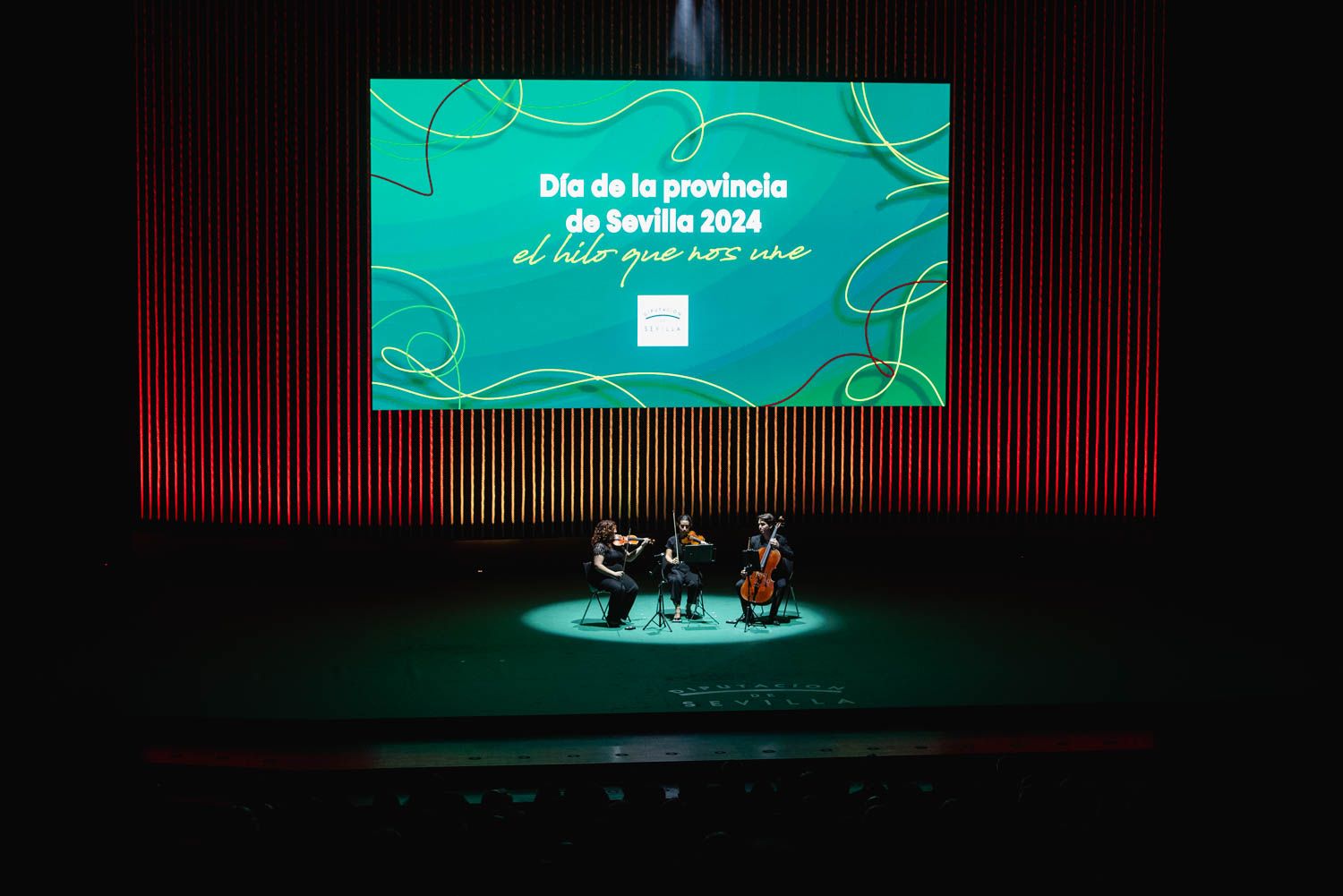 La gala del Día de la Provincia de Sevilla 2024, en imágenes.
