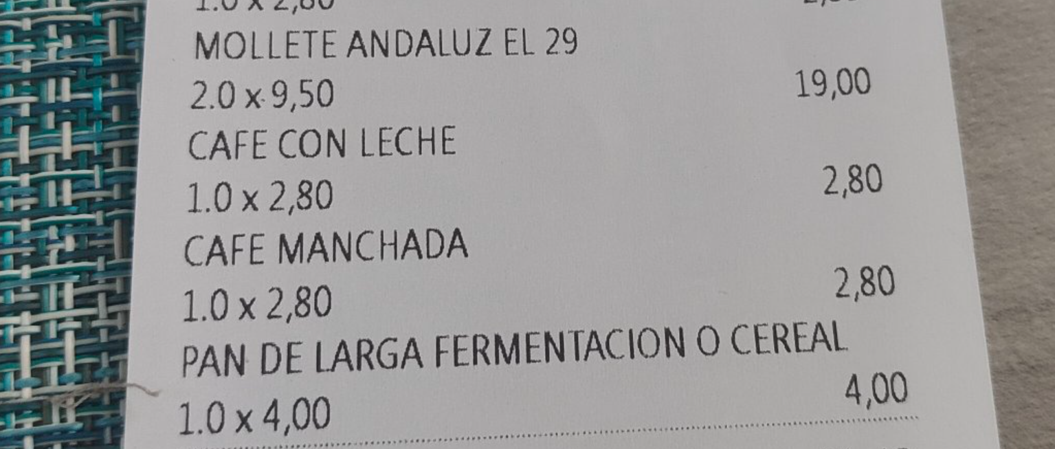 El ticket de los tres desayunos por 31 euros.