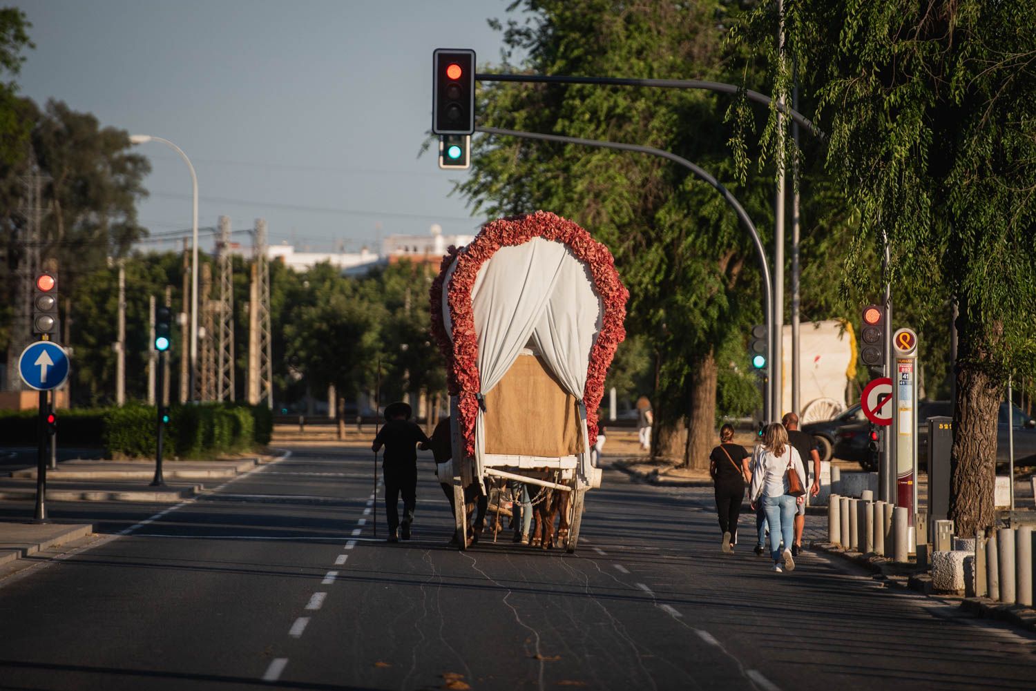Llegada de la Hermandad del Rocío de Sevilla.