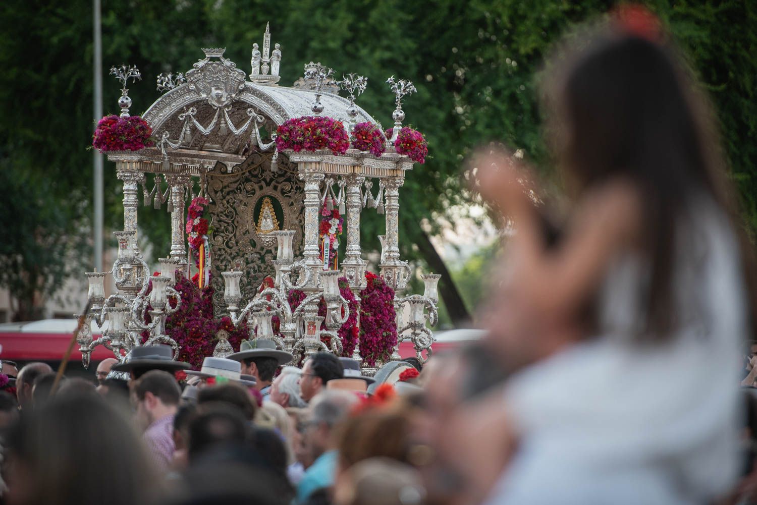 Llegada de la Hermandad del Rocío de Sevilla.