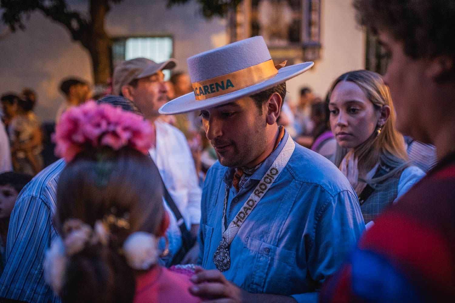 Llegada a Sevilla de la Hermandad de La Macarena.