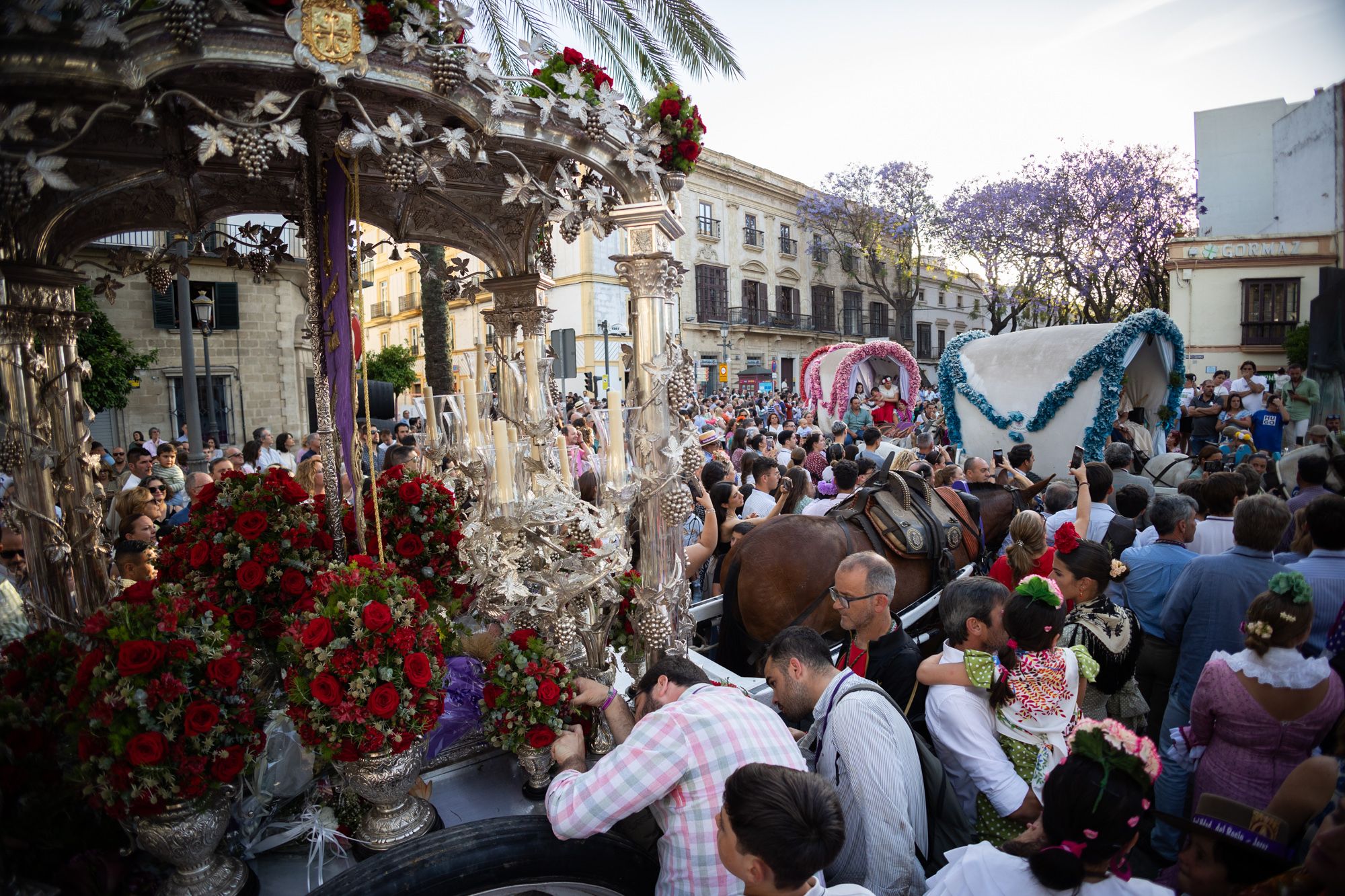 Así ha sido la llegada de la hermandad del Rocío a Jerez