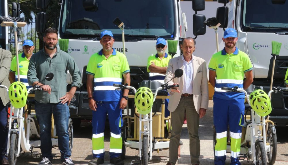 La empresa muestra la nueva maquinaria.