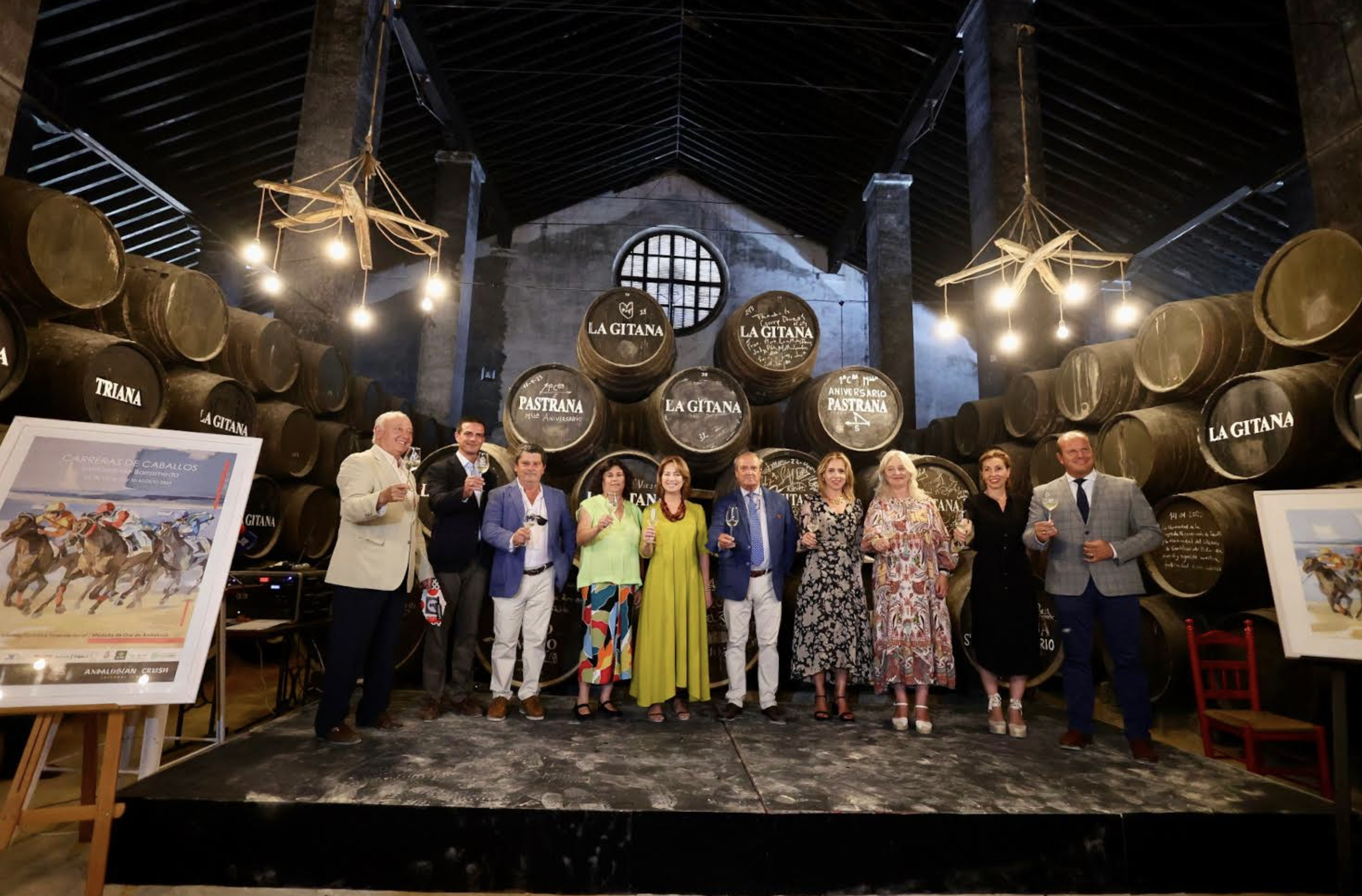 Presentación del cartel de las Carreras de Caballos en las Bodegas Hidalgo La Gitana en Sanlúcar.