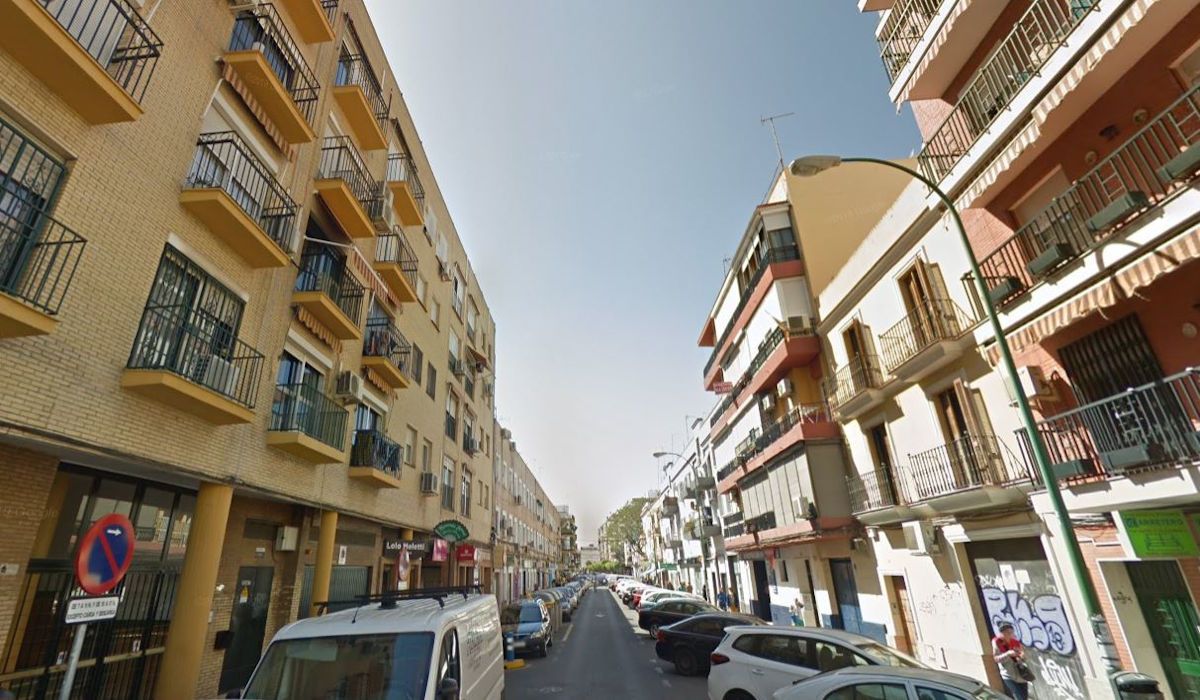 Calle León XIII en Sevilla, Google Maps.
