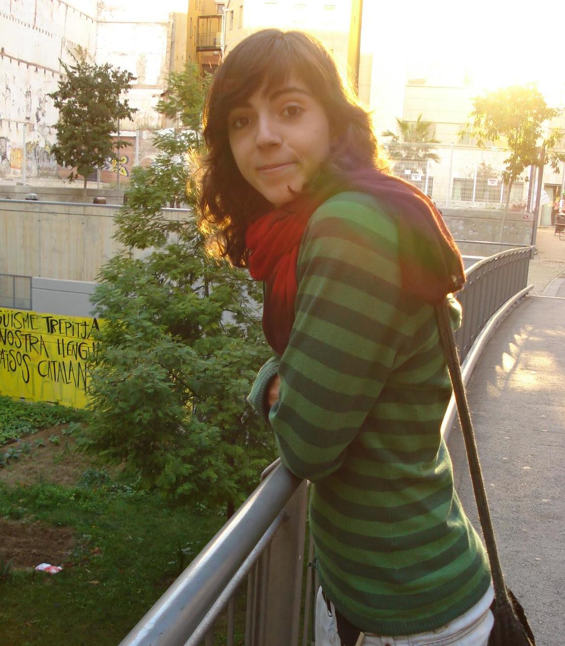 andrea_fernandez_-_marea_granate